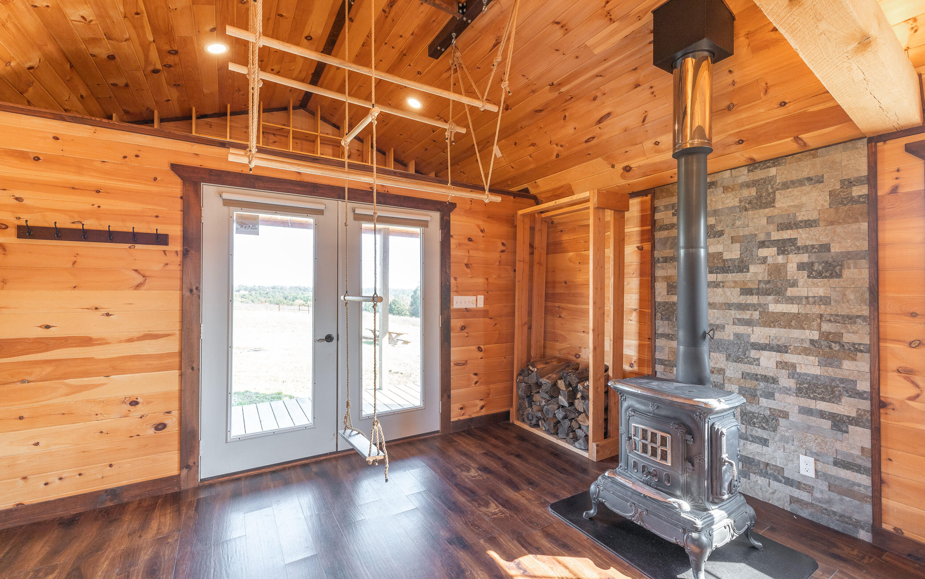 18905 Pine Road Property Photo 15