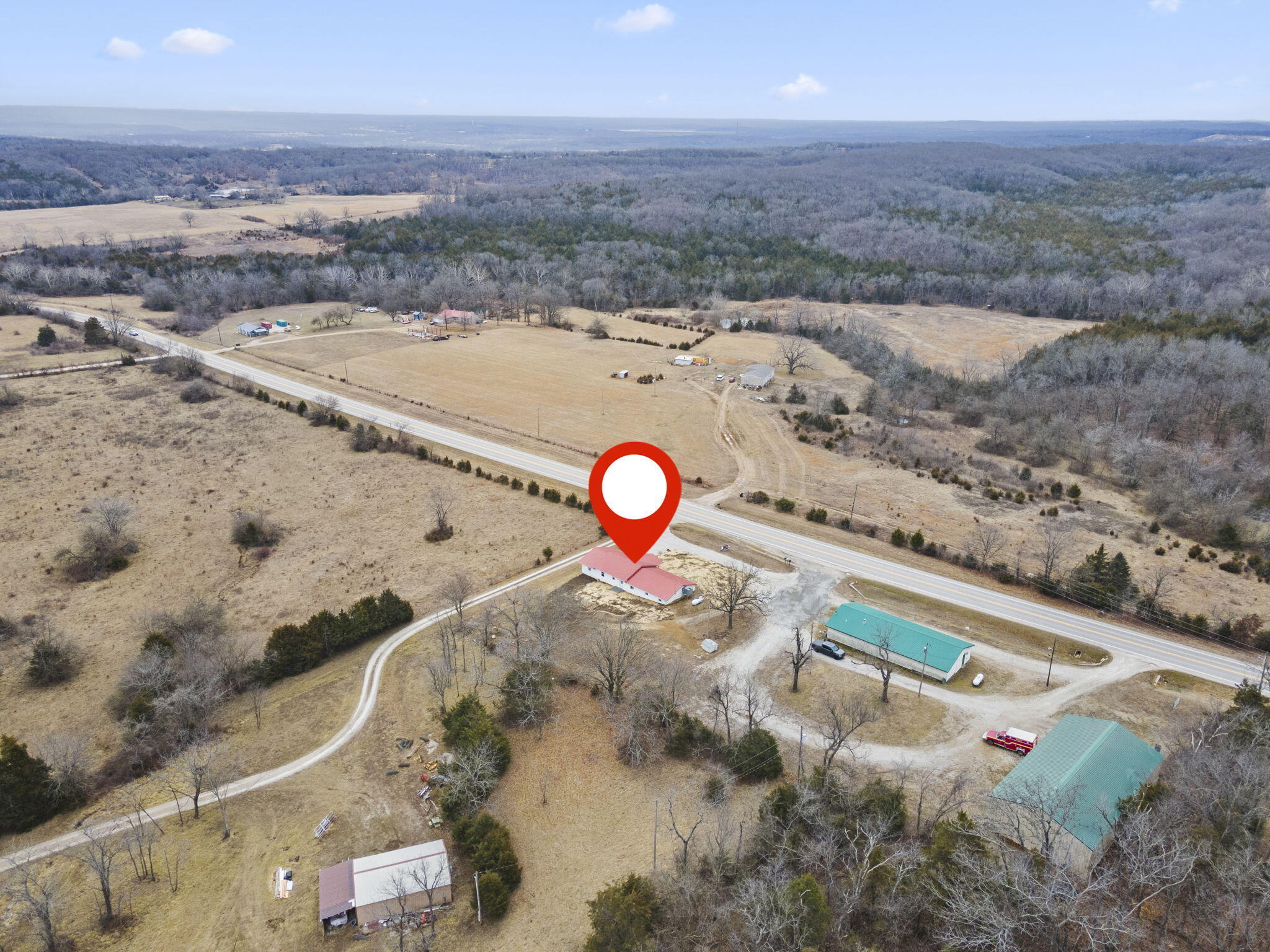 20303 Us Highway 54 Property Photo 3