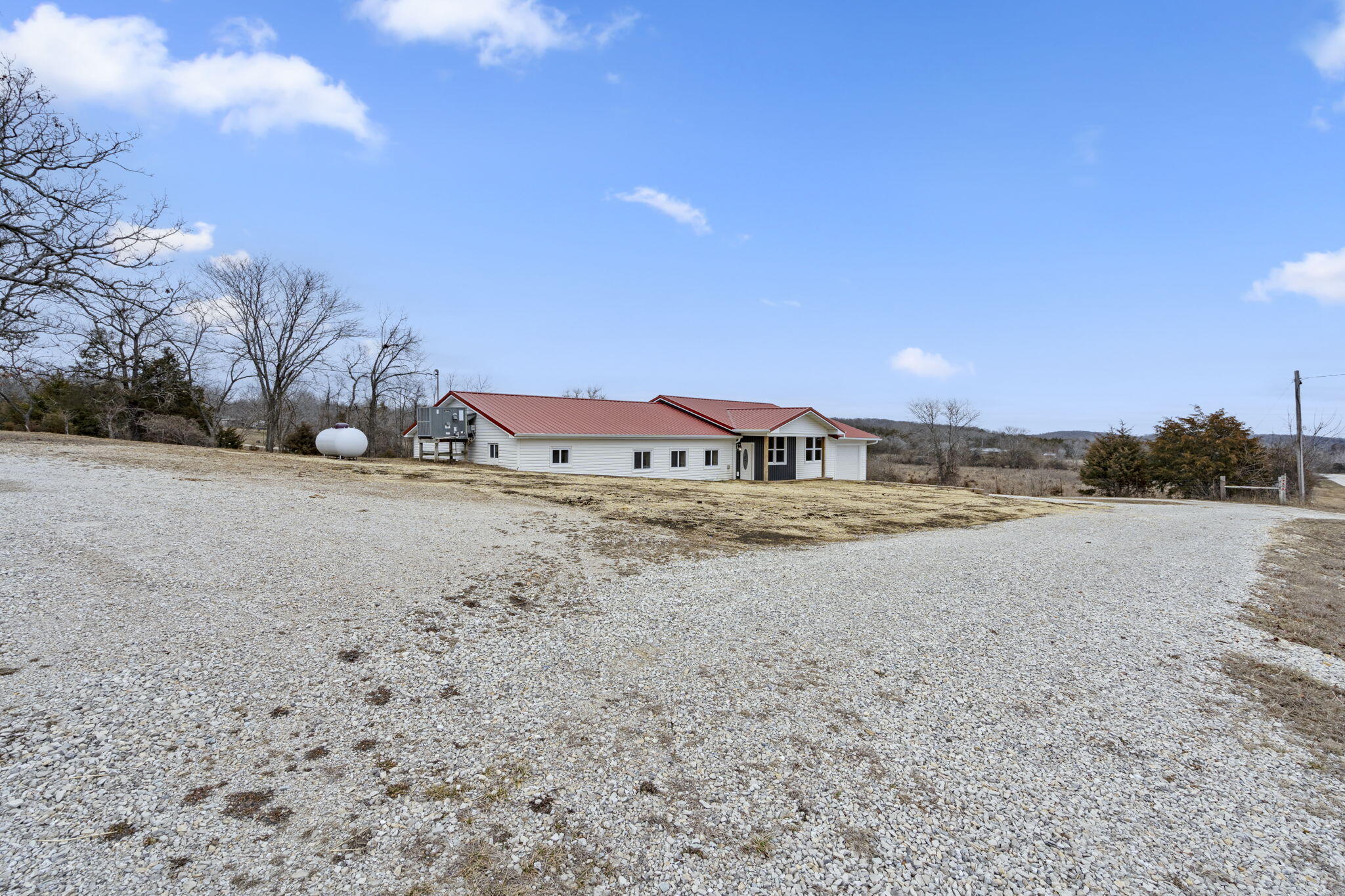 20303 Us Highway 54 Property Photo 5