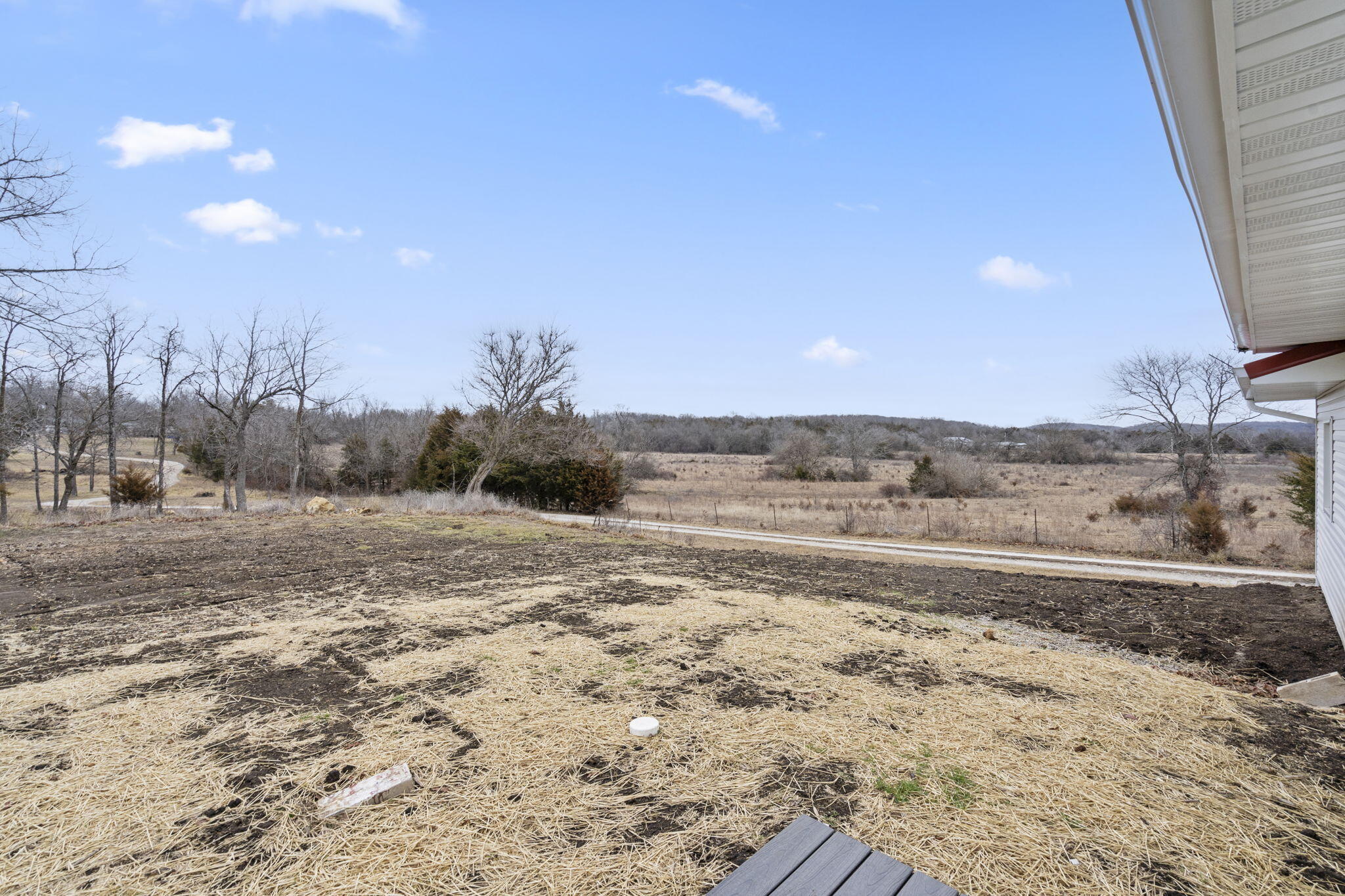 20303 Us Highway 54 Property Photo 37