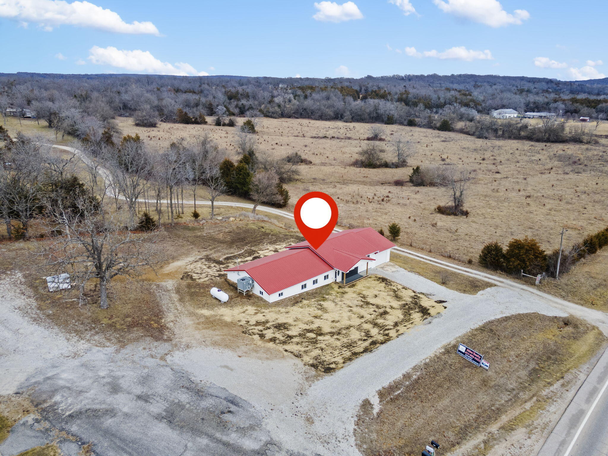 20303 Us Highway 54 Property Photo 38