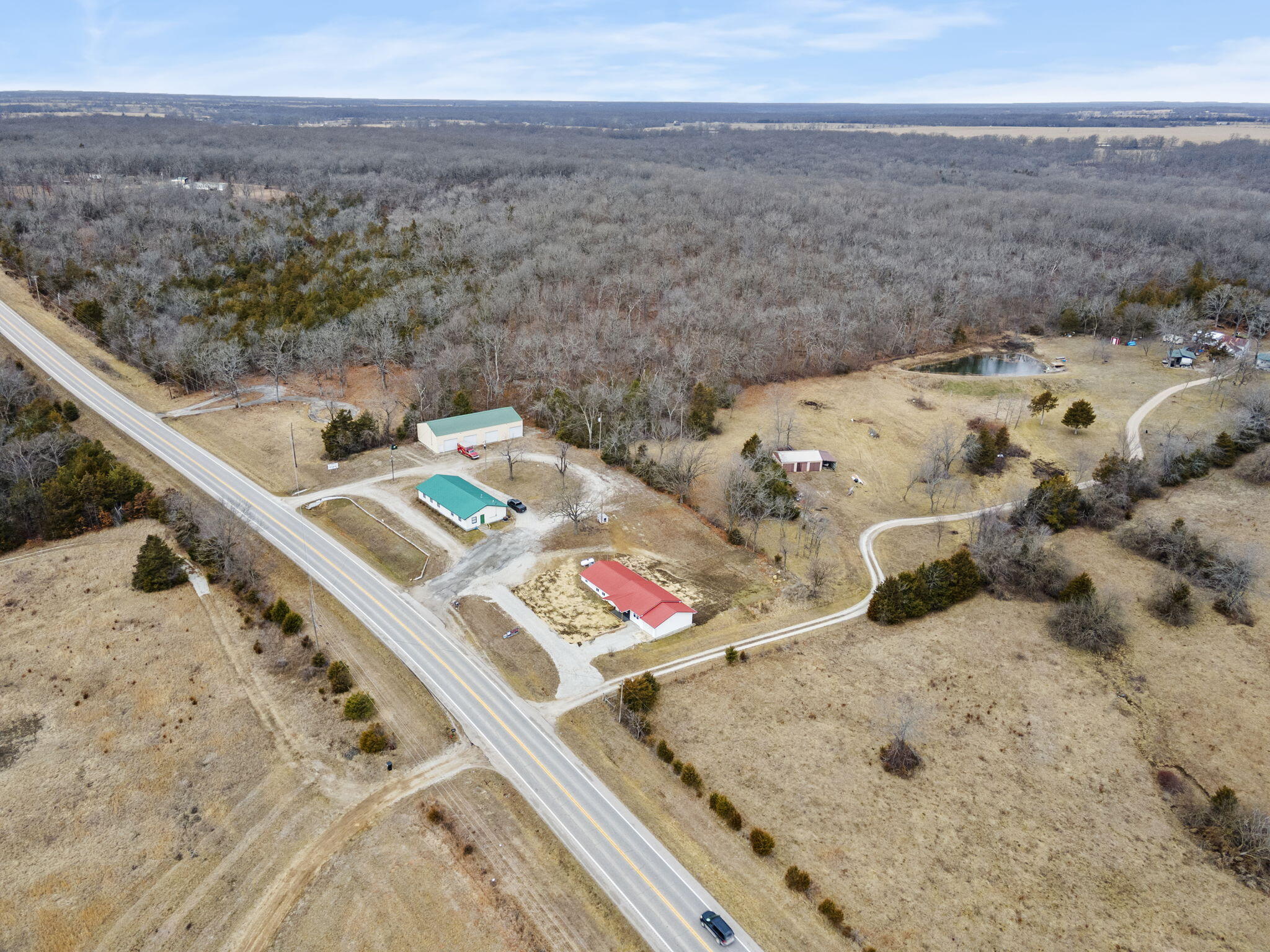 20303 Us Highway 54 Property Photo 39