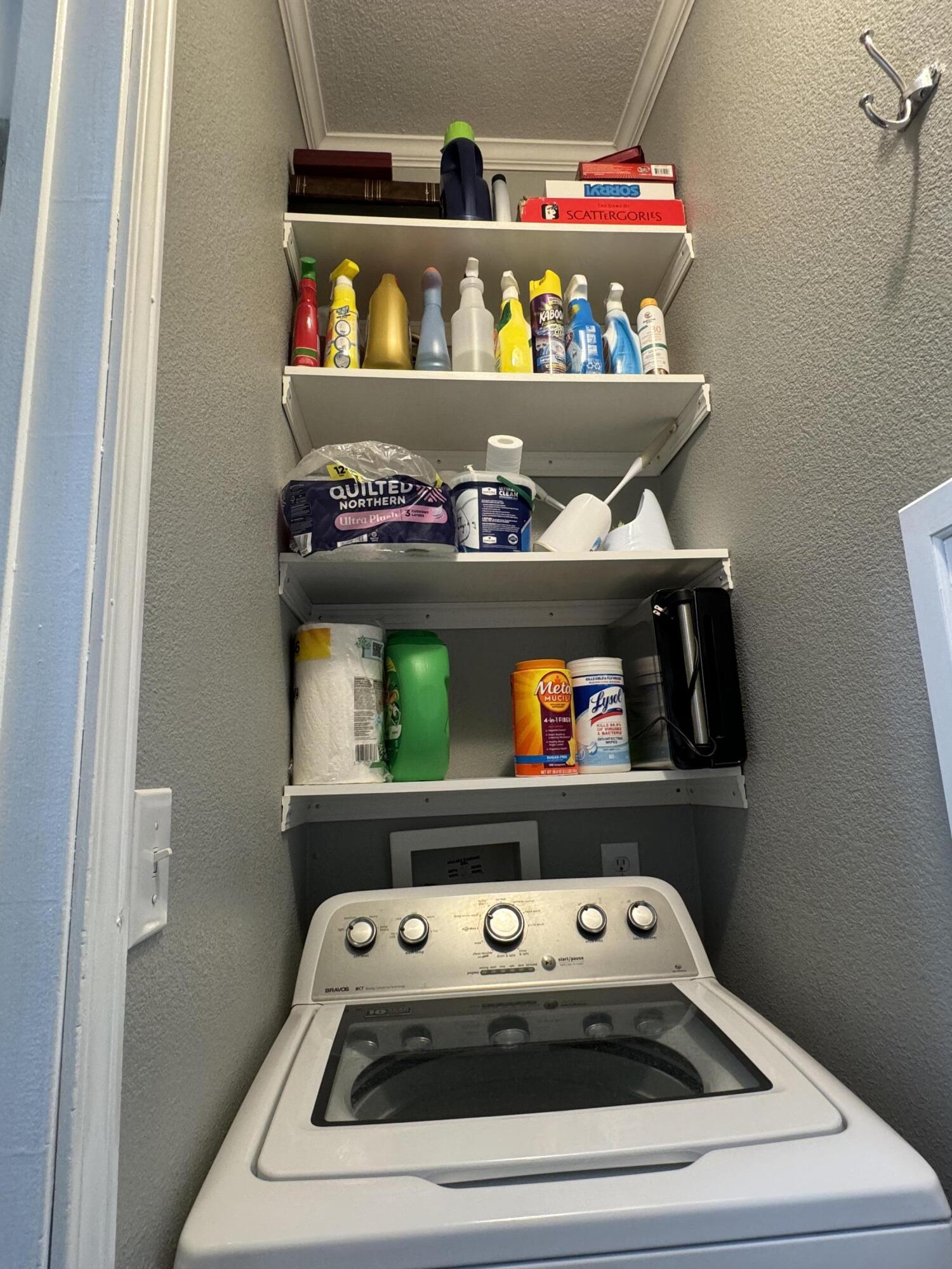 540 Van Buren Road Property Photo 23