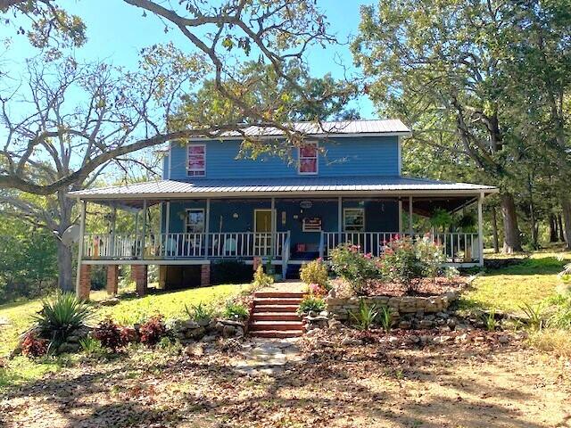 1499 Little Bowen Road Property Photo 1
