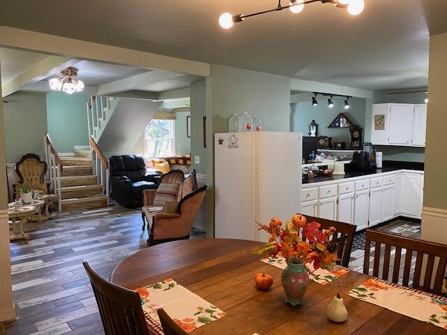 1499 Little Bowen Road Property Photo 12