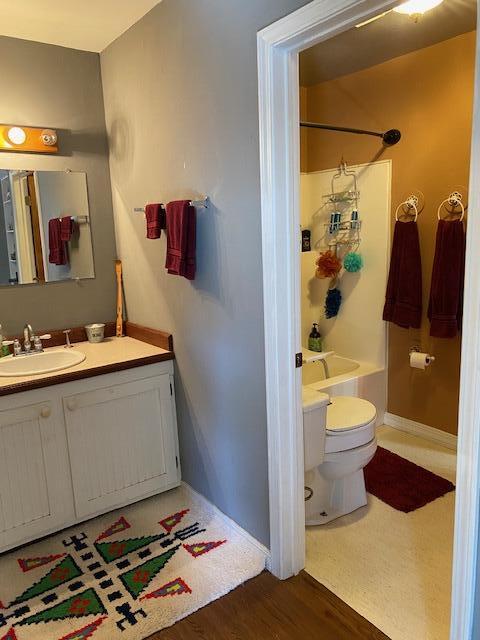 1499 Little Bowen Road Property Photo 20
