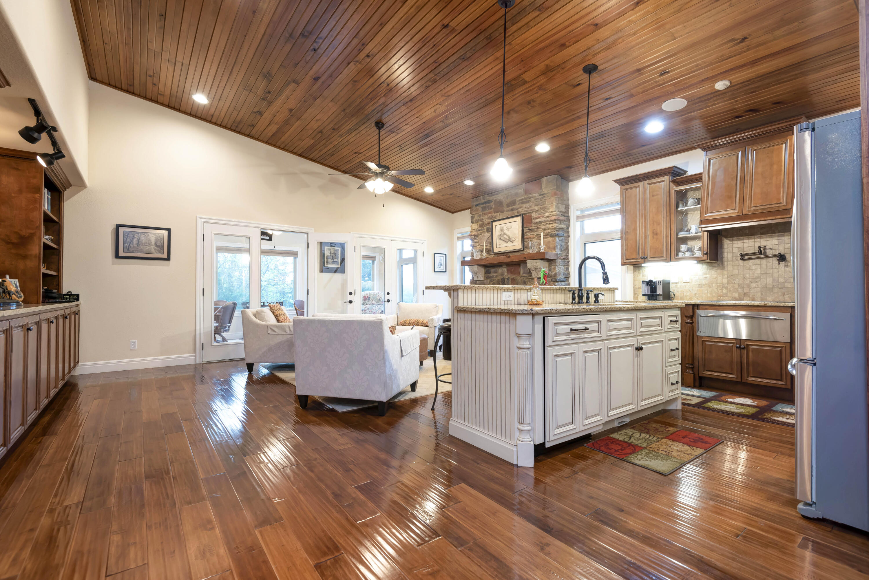 272 Cottontail Trail Property Photo 6