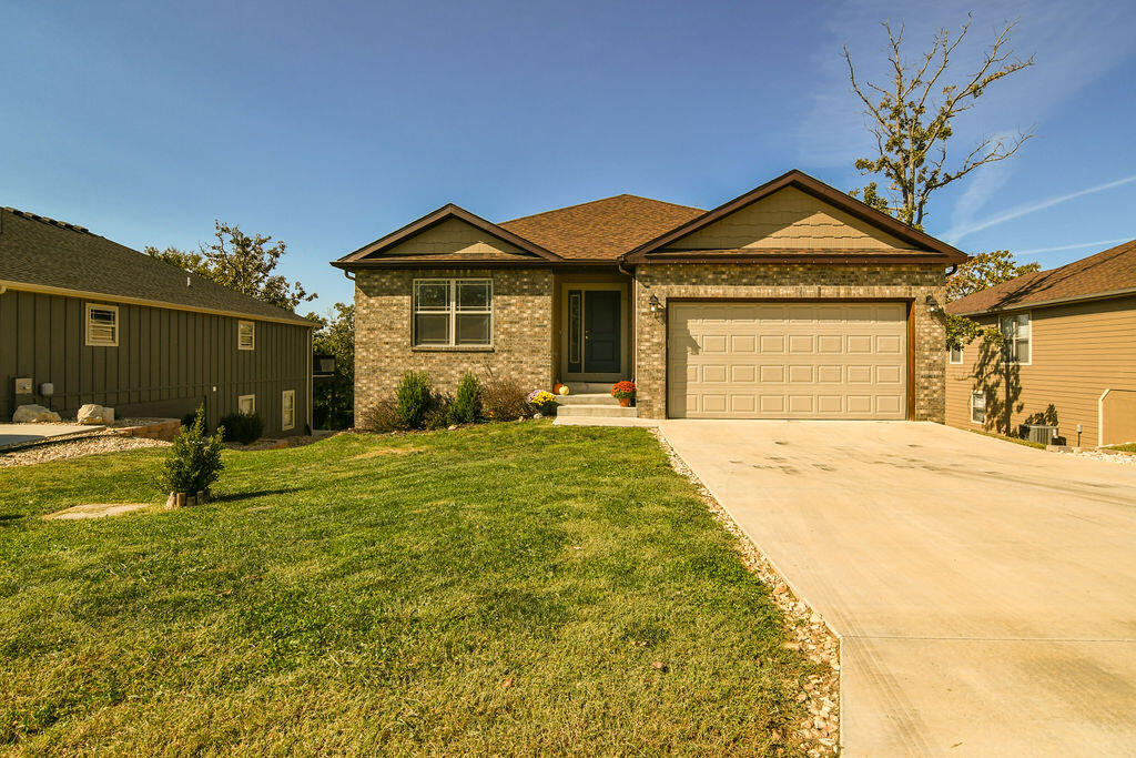 343 Cedar Glade Drive Property Photo 1
