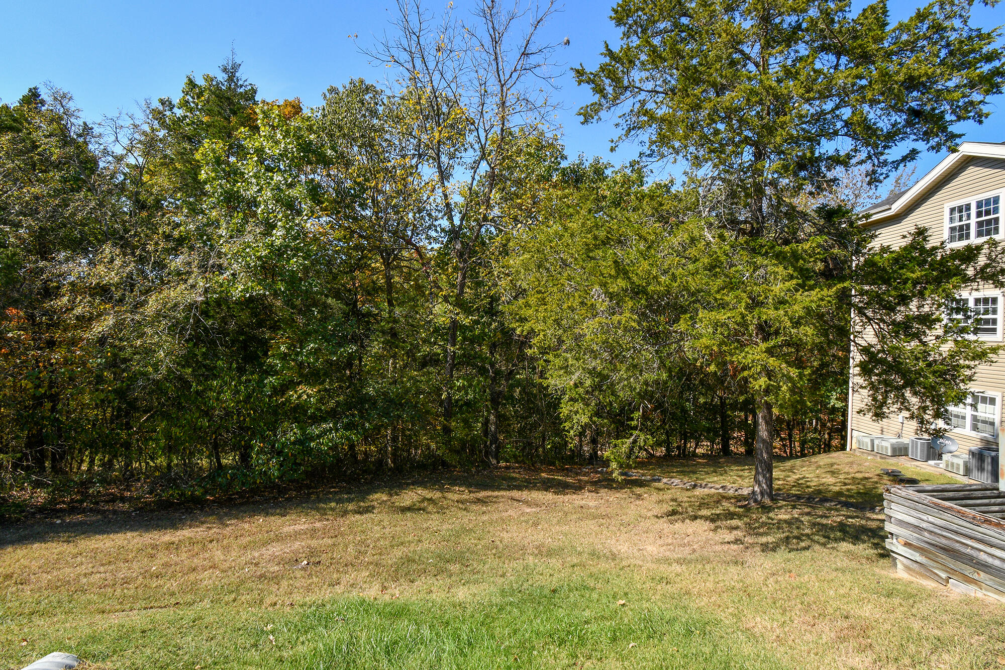 400 East Rockford Drive Property Photo 23