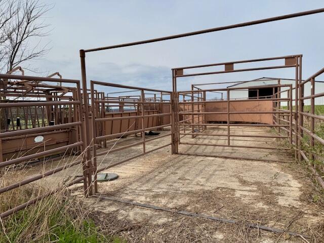 8672 Highway H Property Photo