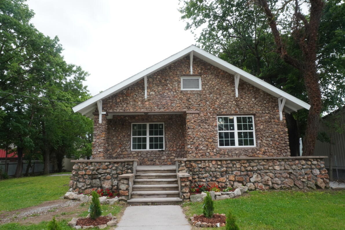 315 West Coler Street Property Photo 1