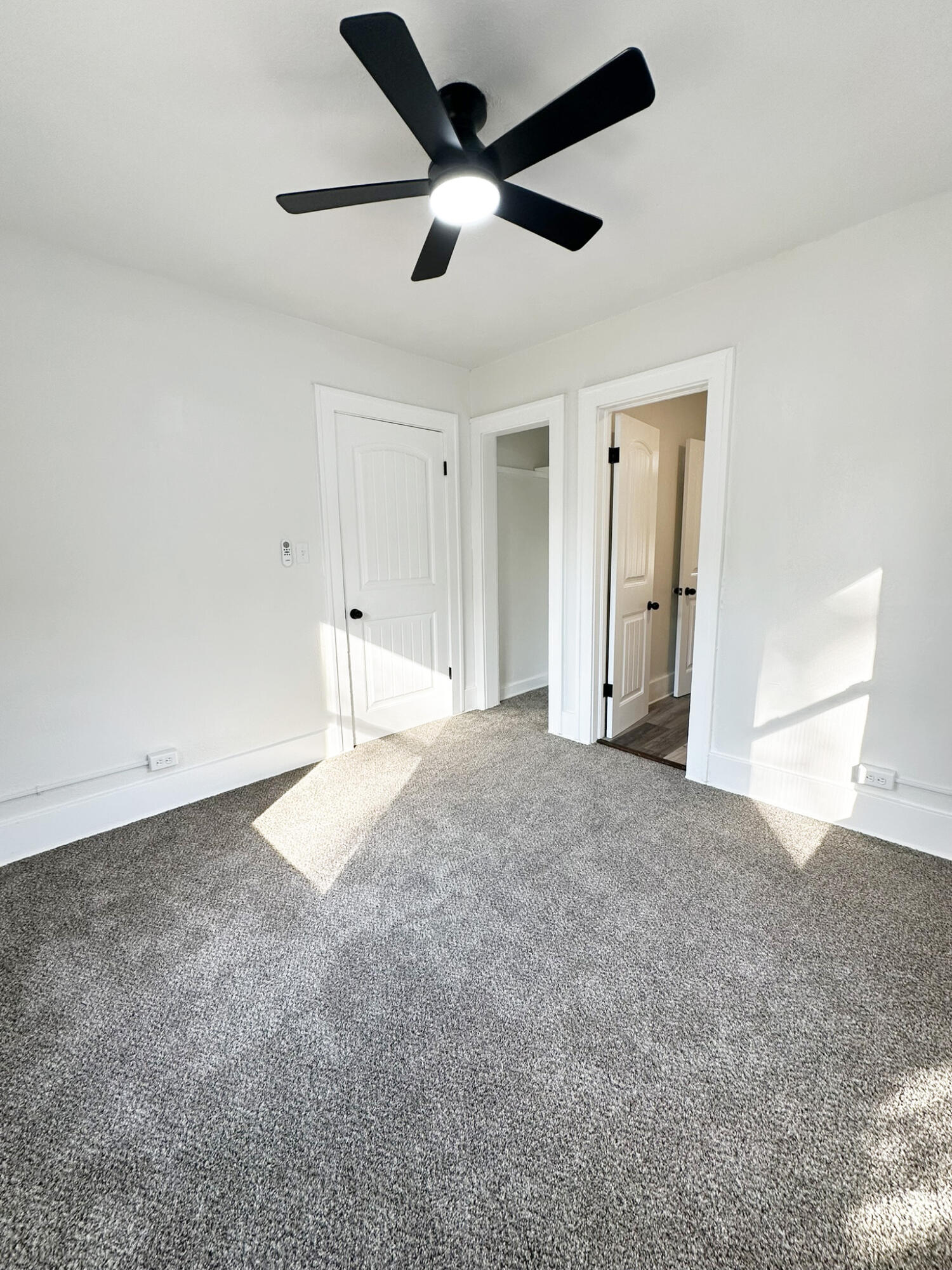 2255 North Travis Avenue Property Photo 21