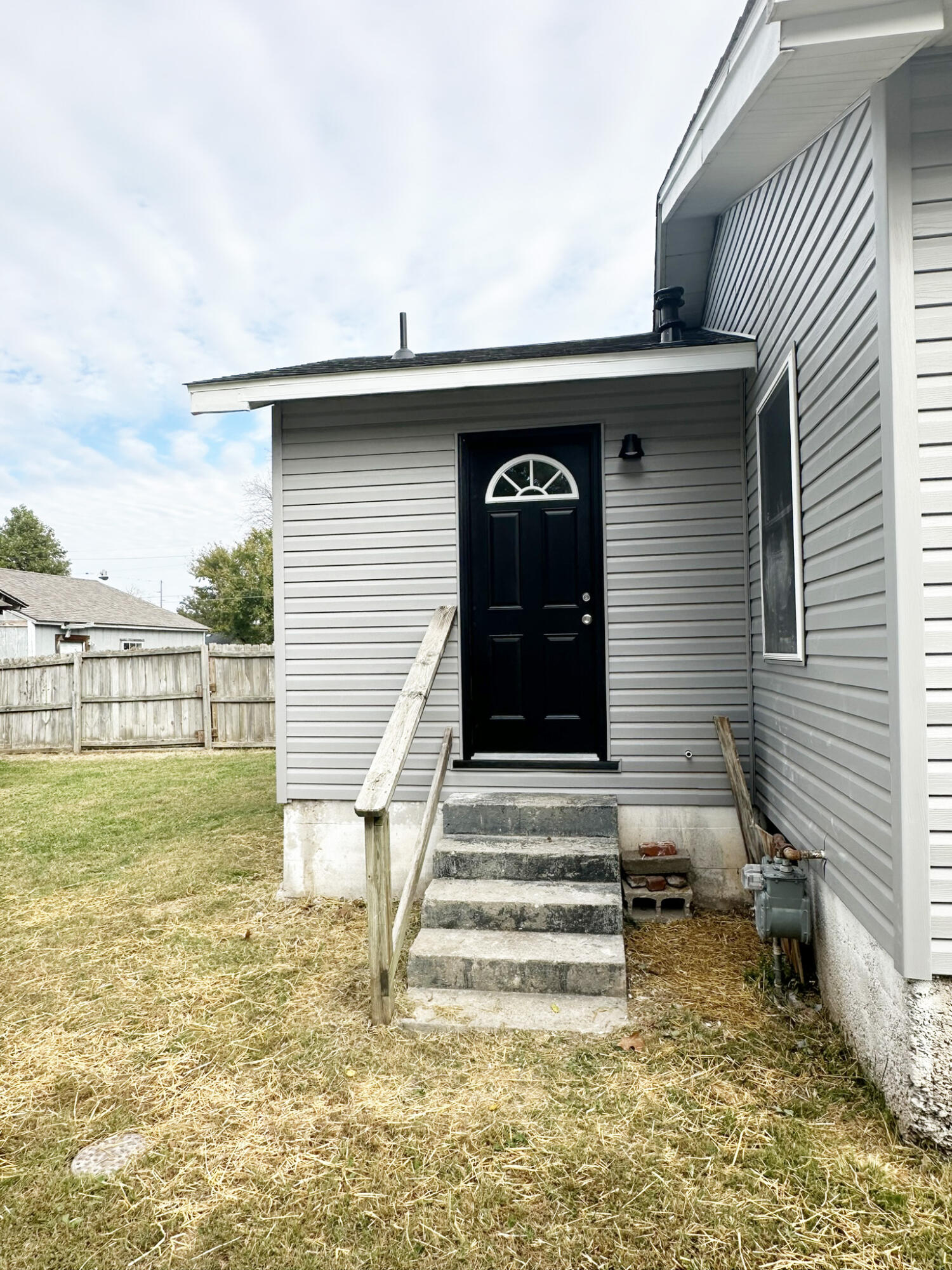 2255 North Travis Avenue Property Photo 27