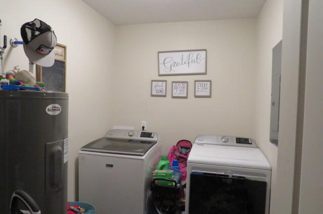 1351 Highway K Property Photo 8