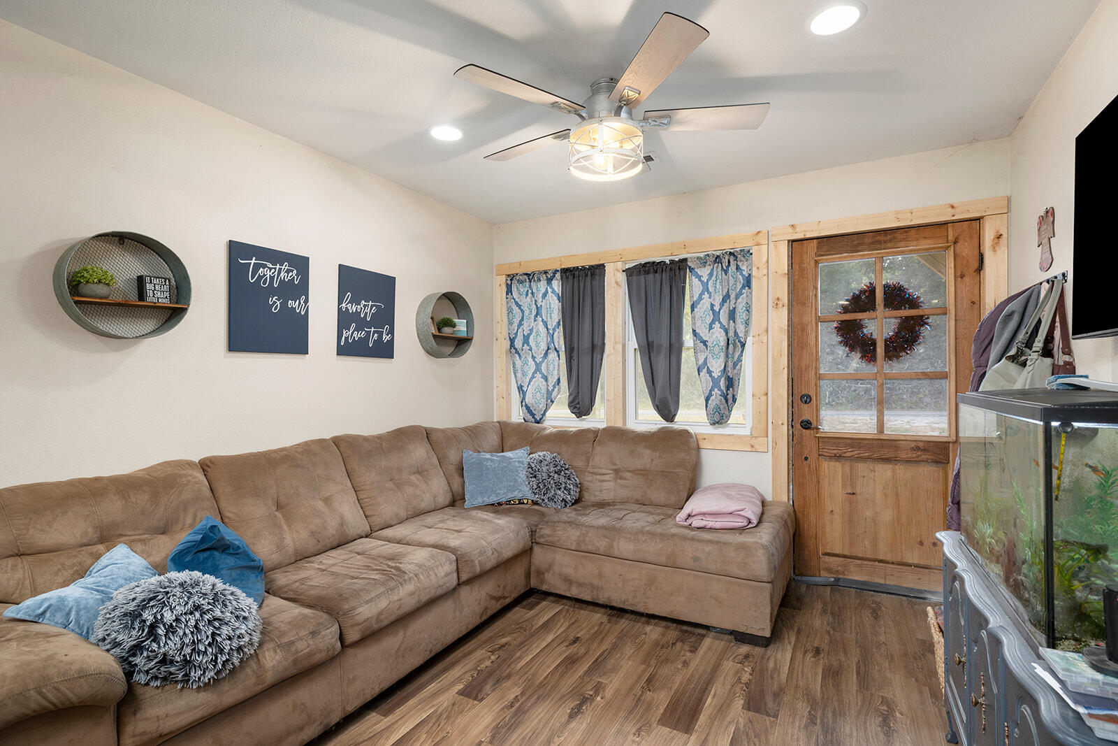 1351 Highway K Property Photo 10