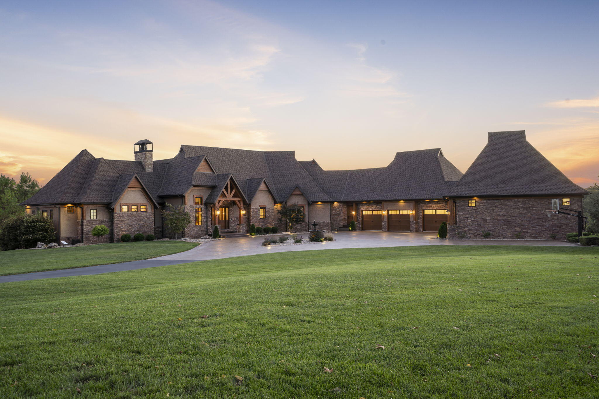 469 Valley Creek Road Property Photo 1