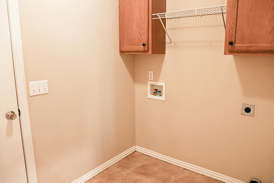 4480 South Ian Road Property Photo 8