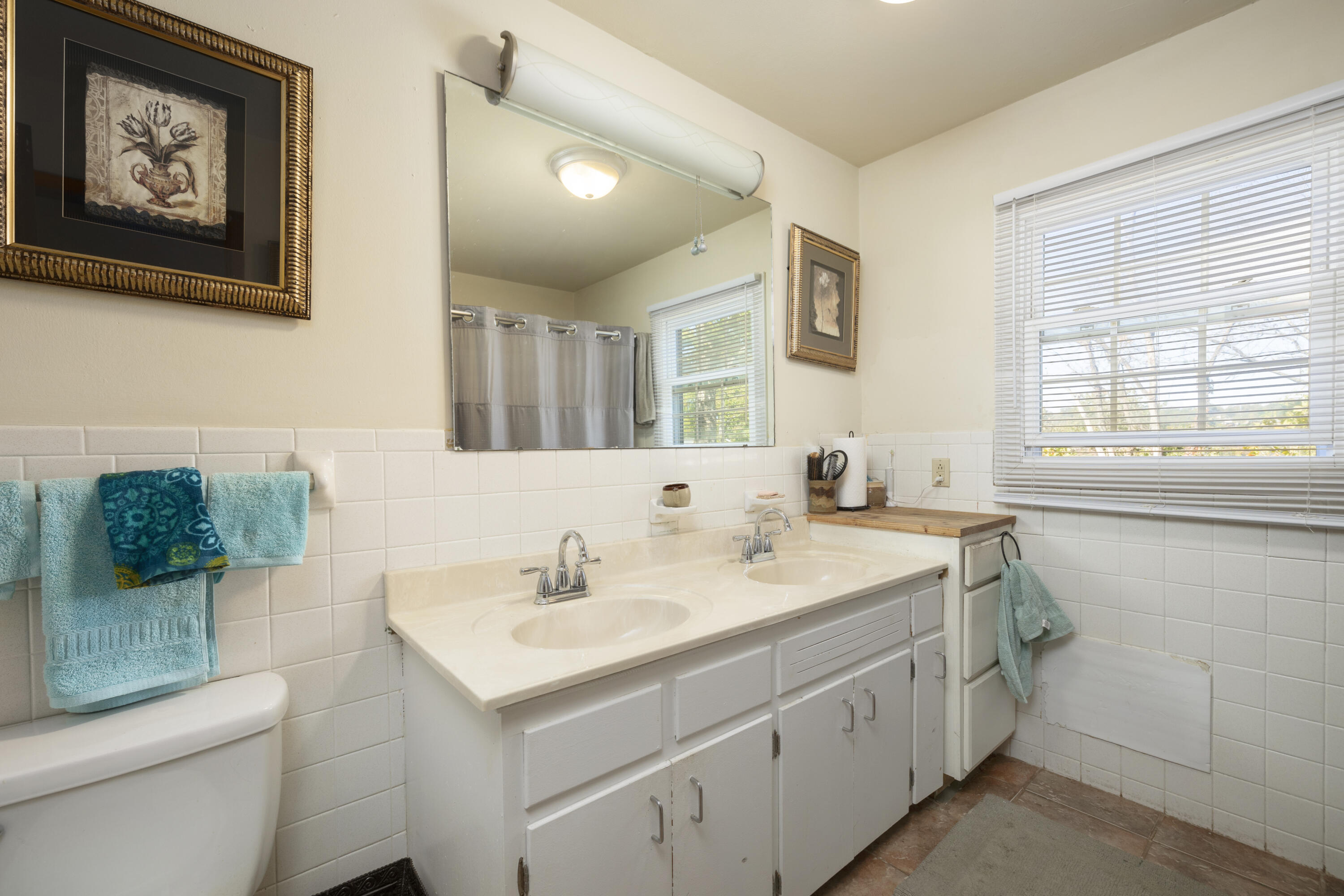 859 Wayland Drive Property Photo 15