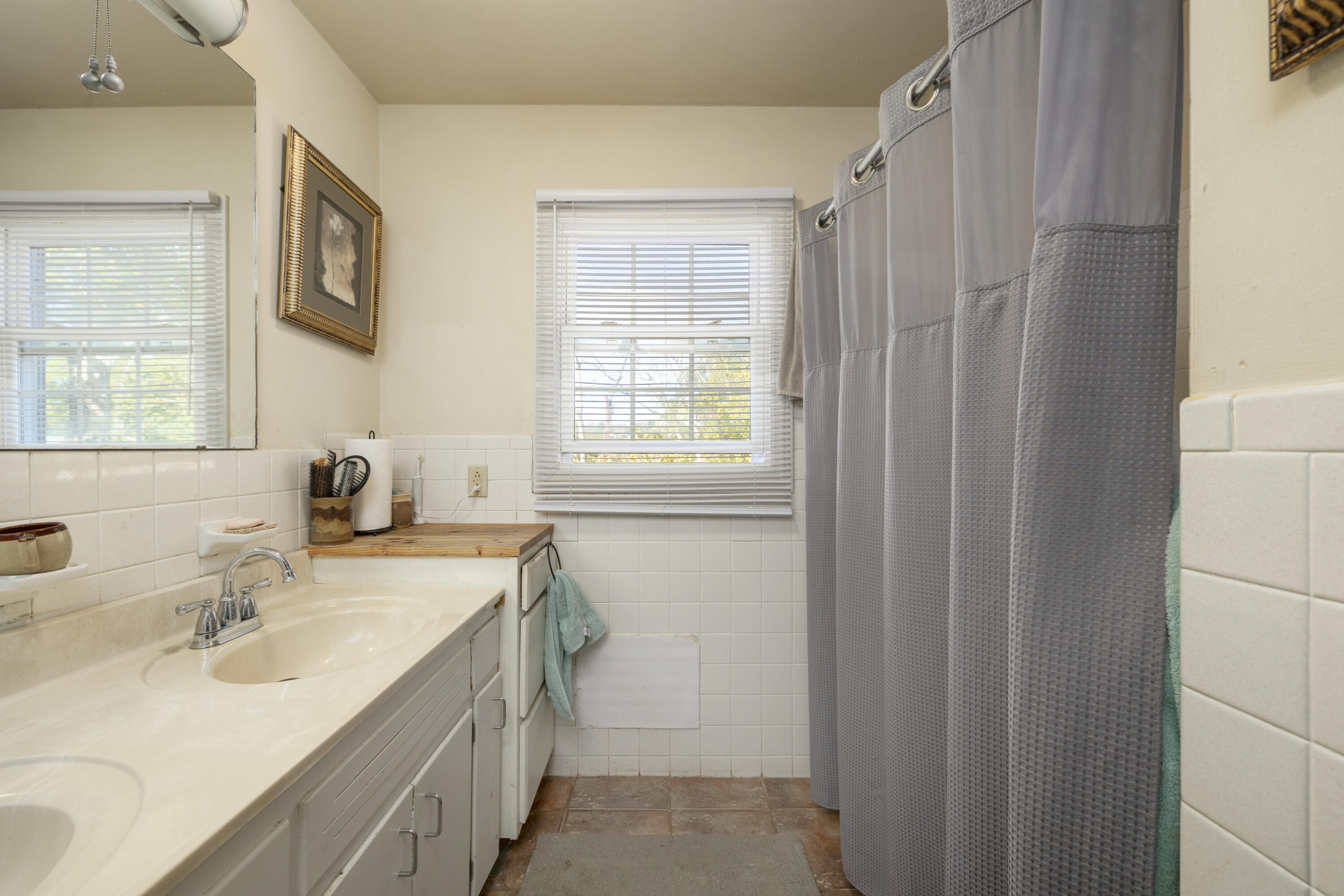 859 Wayland Drive Property Photo 16