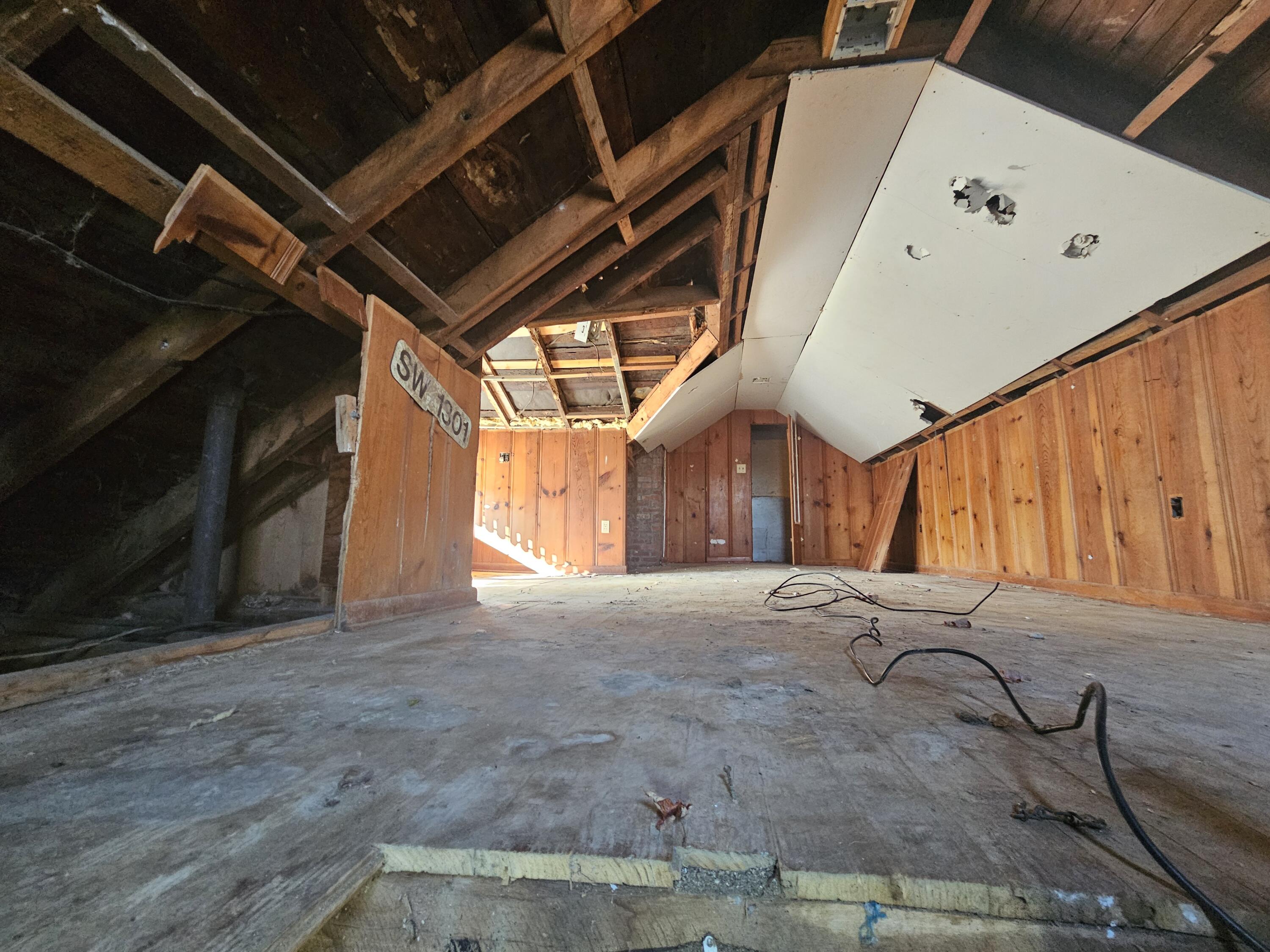 204 East Olive Street Property Photo 9