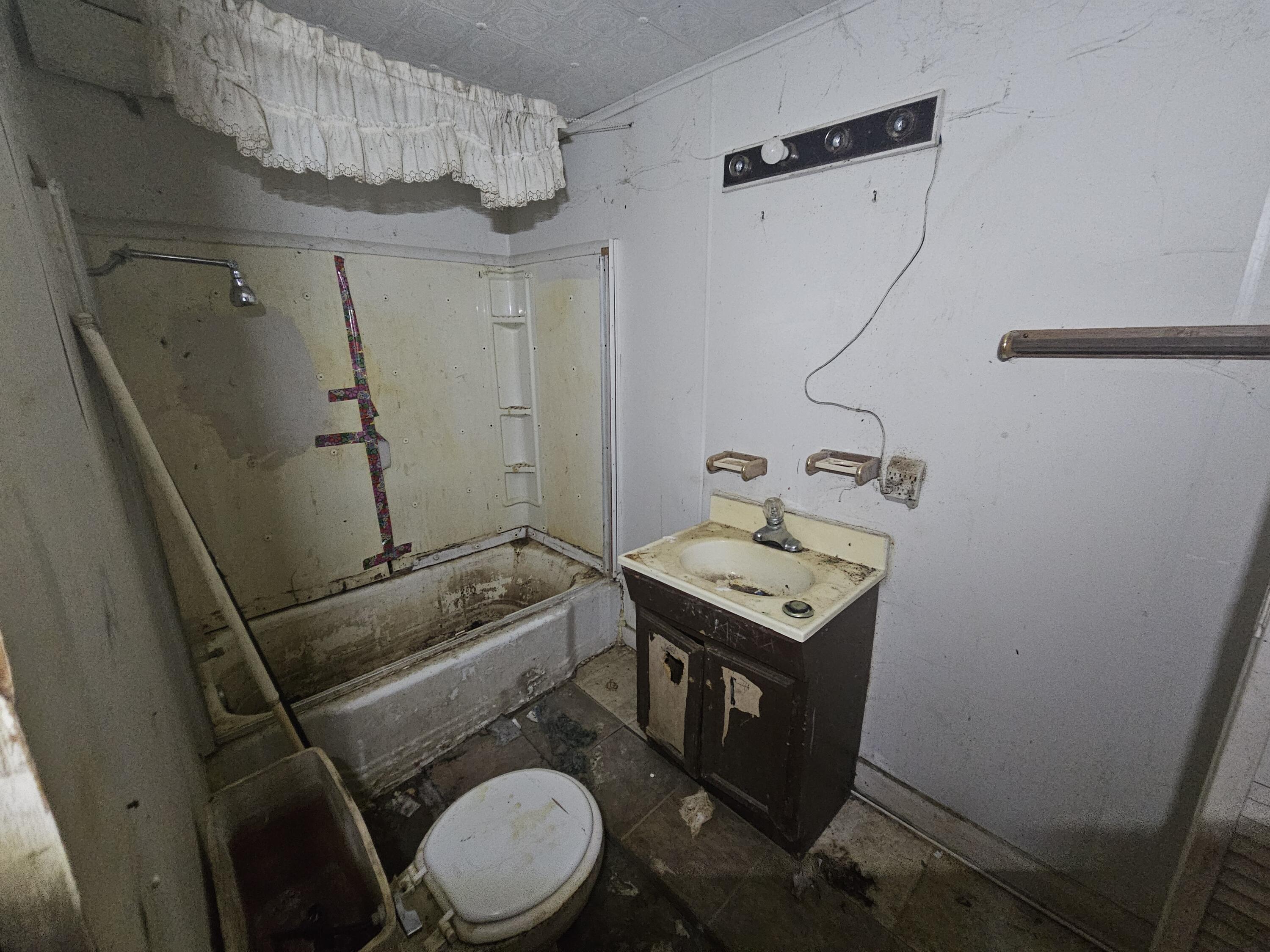 204 East Olive Street Property Photo 14