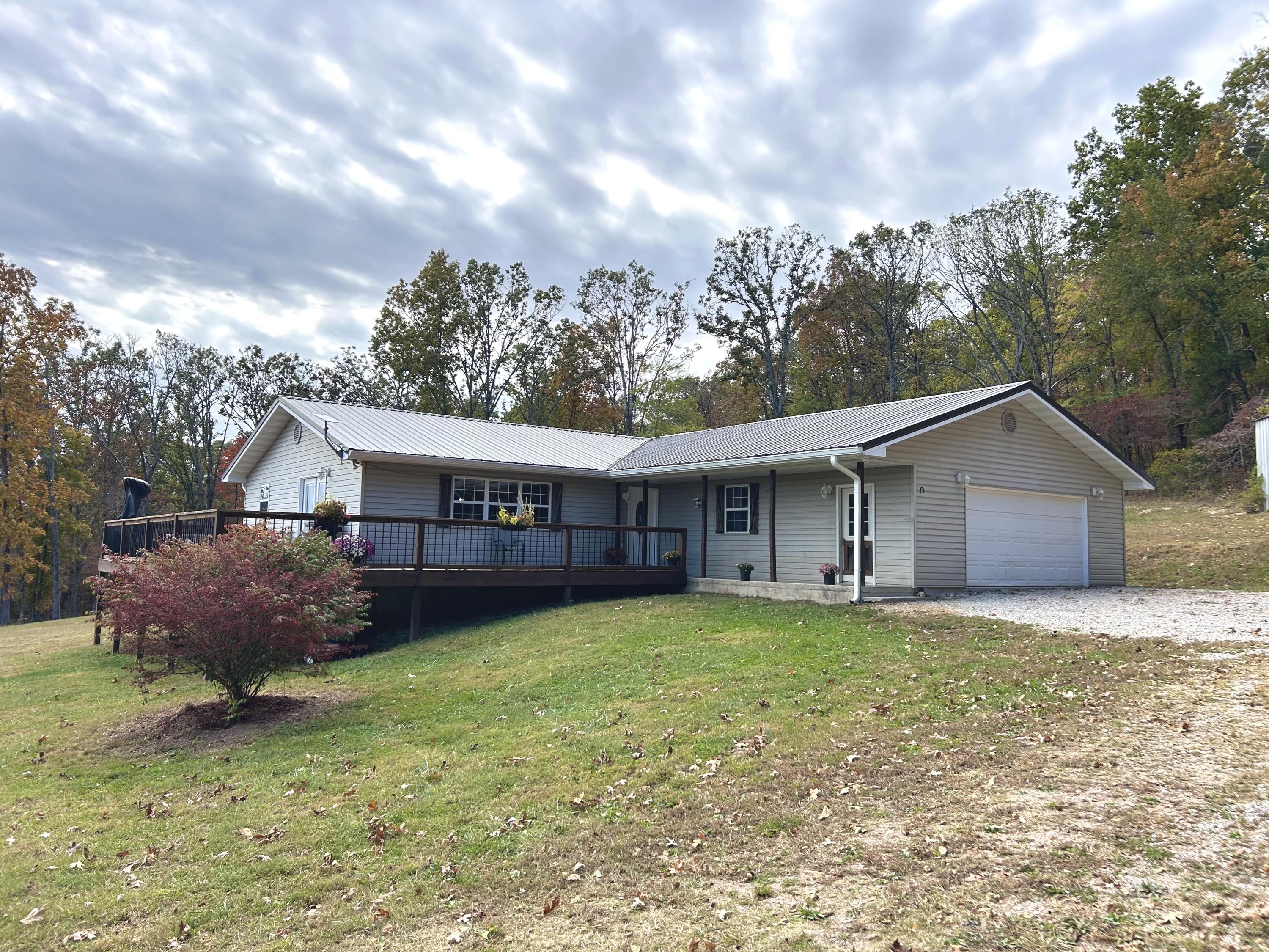 610 Mining Land Drive Property Photo 2