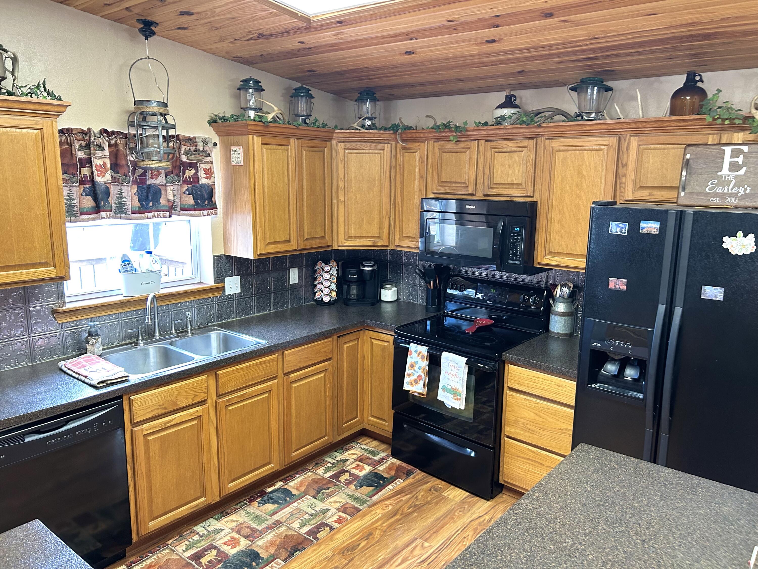 610 Mining Land Drive Property Photo 21