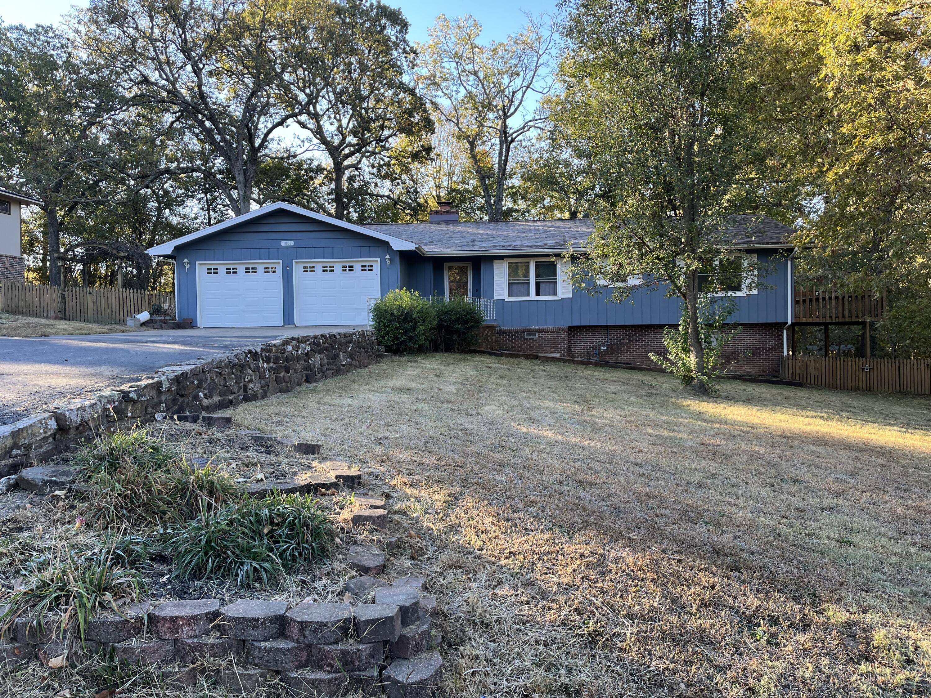 1006 Chinquapin Street Property Photo 4
