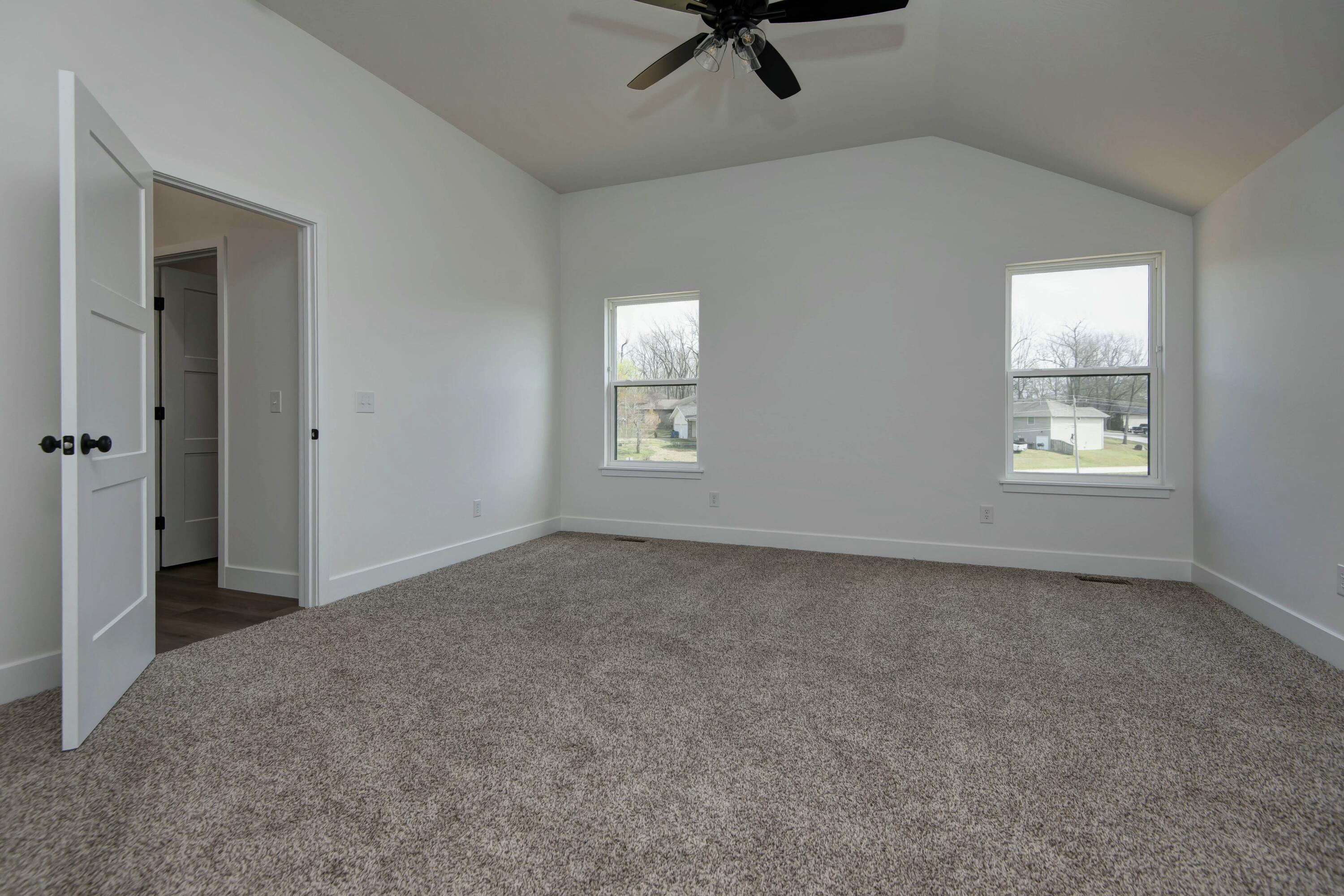 4231 South Hollow Branch Way Property Photo 17