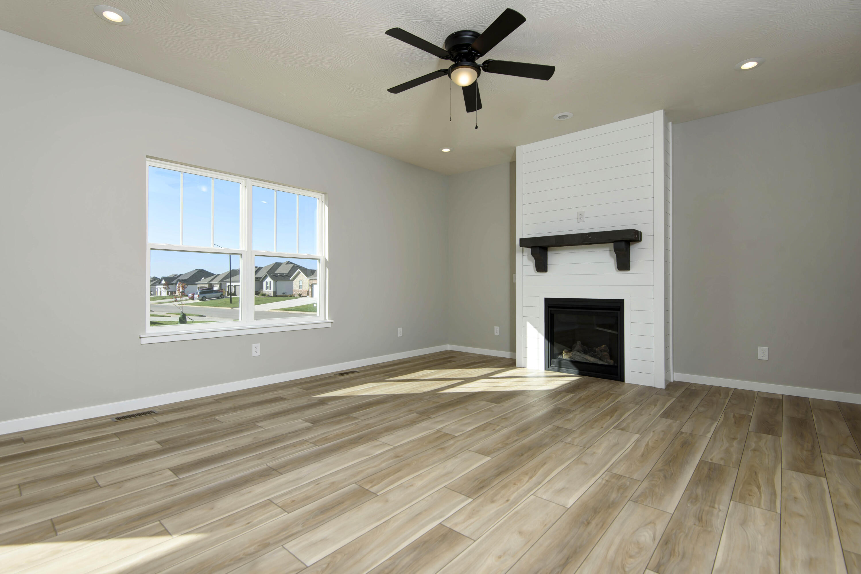5997 South Hollow Branch Way Property Photo 9
