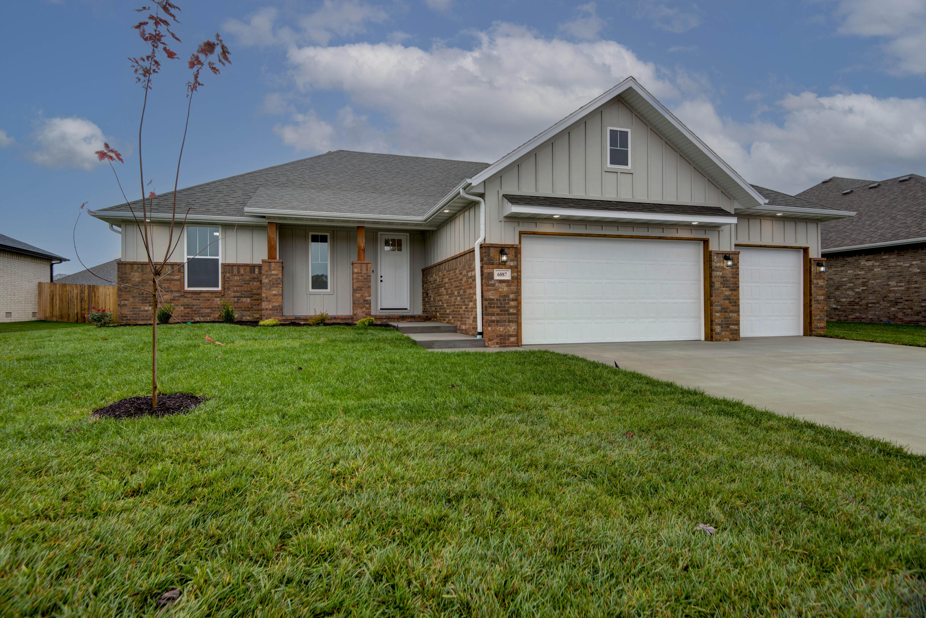 6087 South Hollow Branch Way Property Photo 1