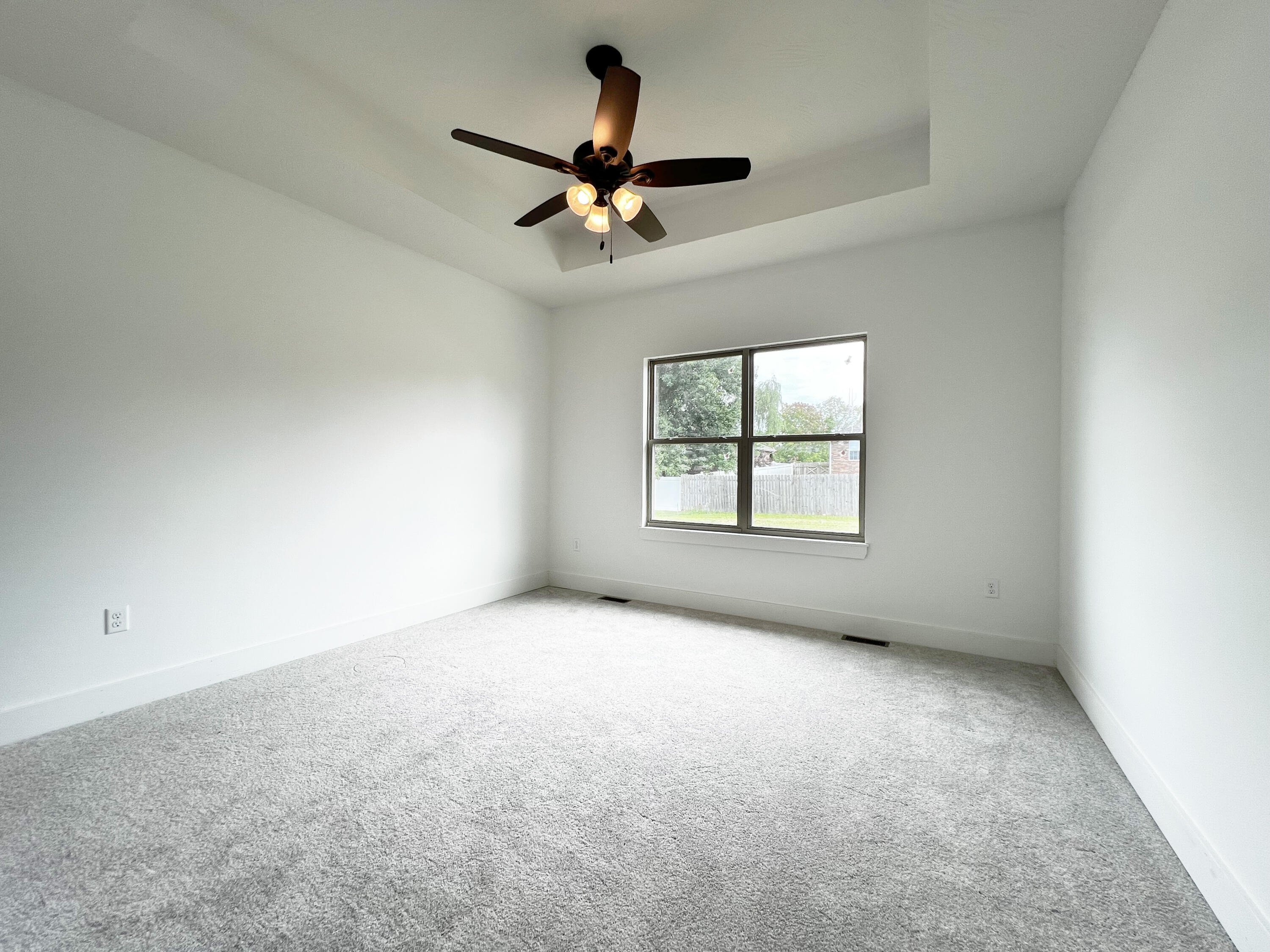650 East Vivian Street Property Photo 13