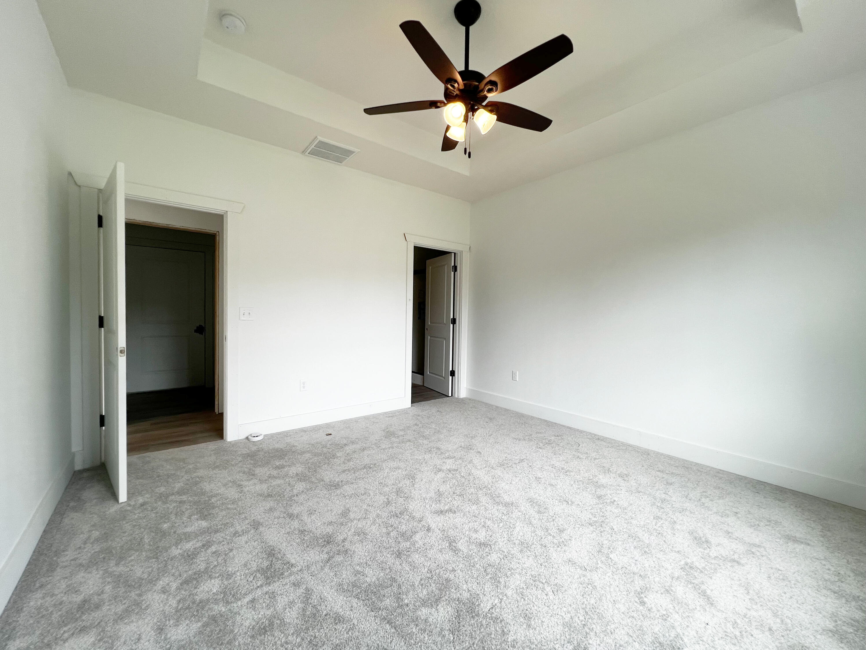 650 East Vivian Street Property Photo 14
