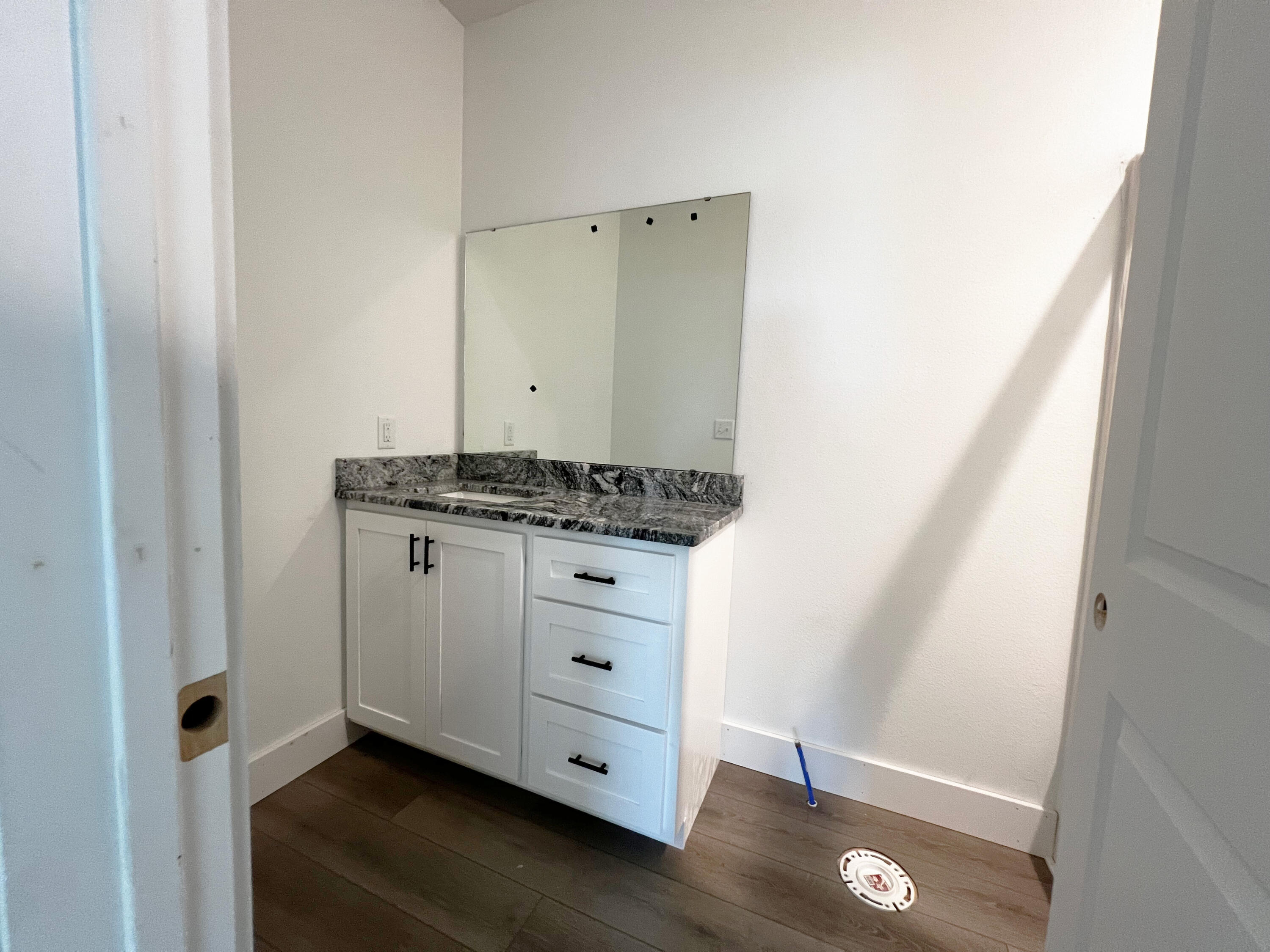 650 East Vivian Street Property Photo 27