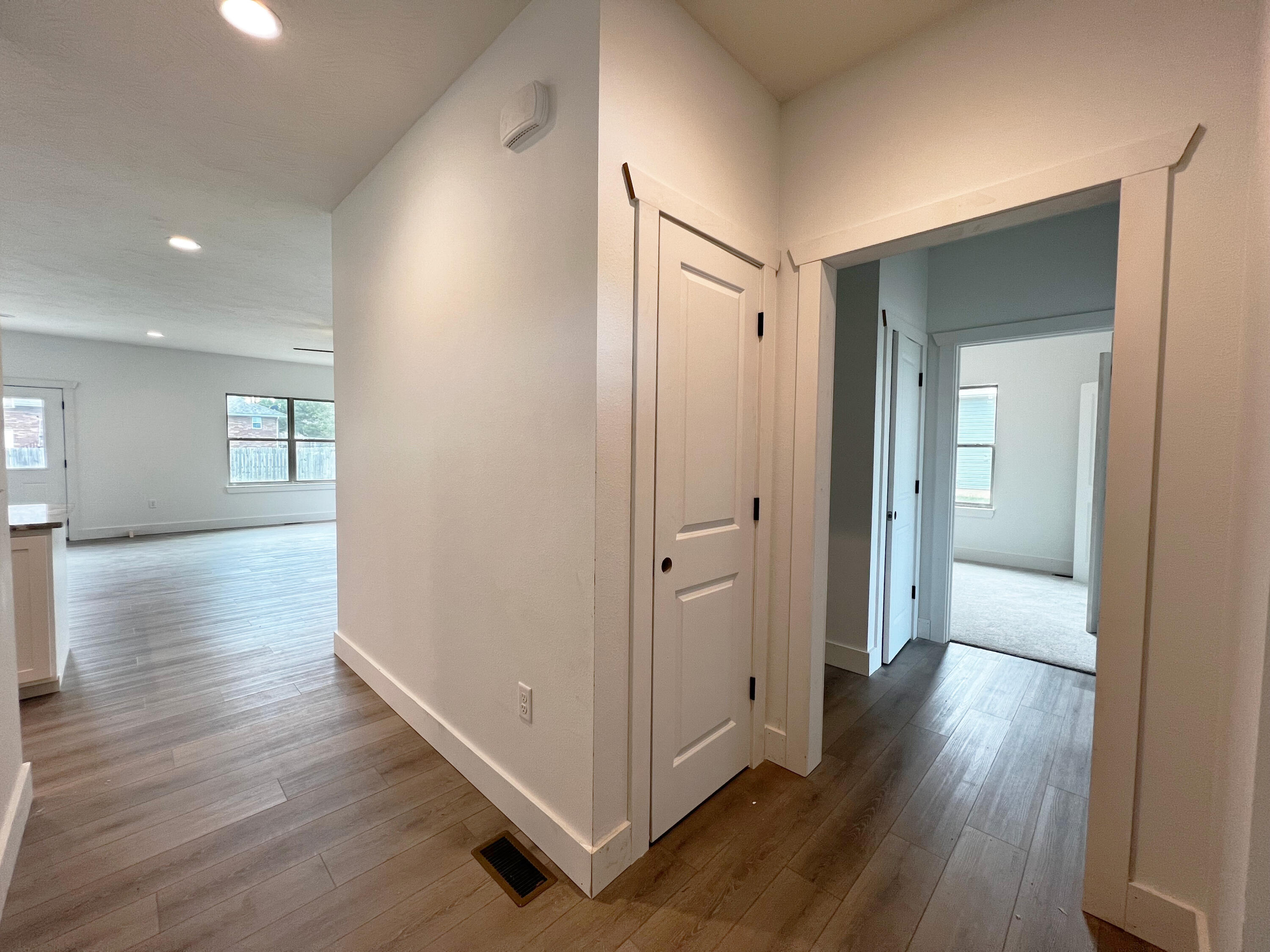 650 East Vivian Street Property Photo 29