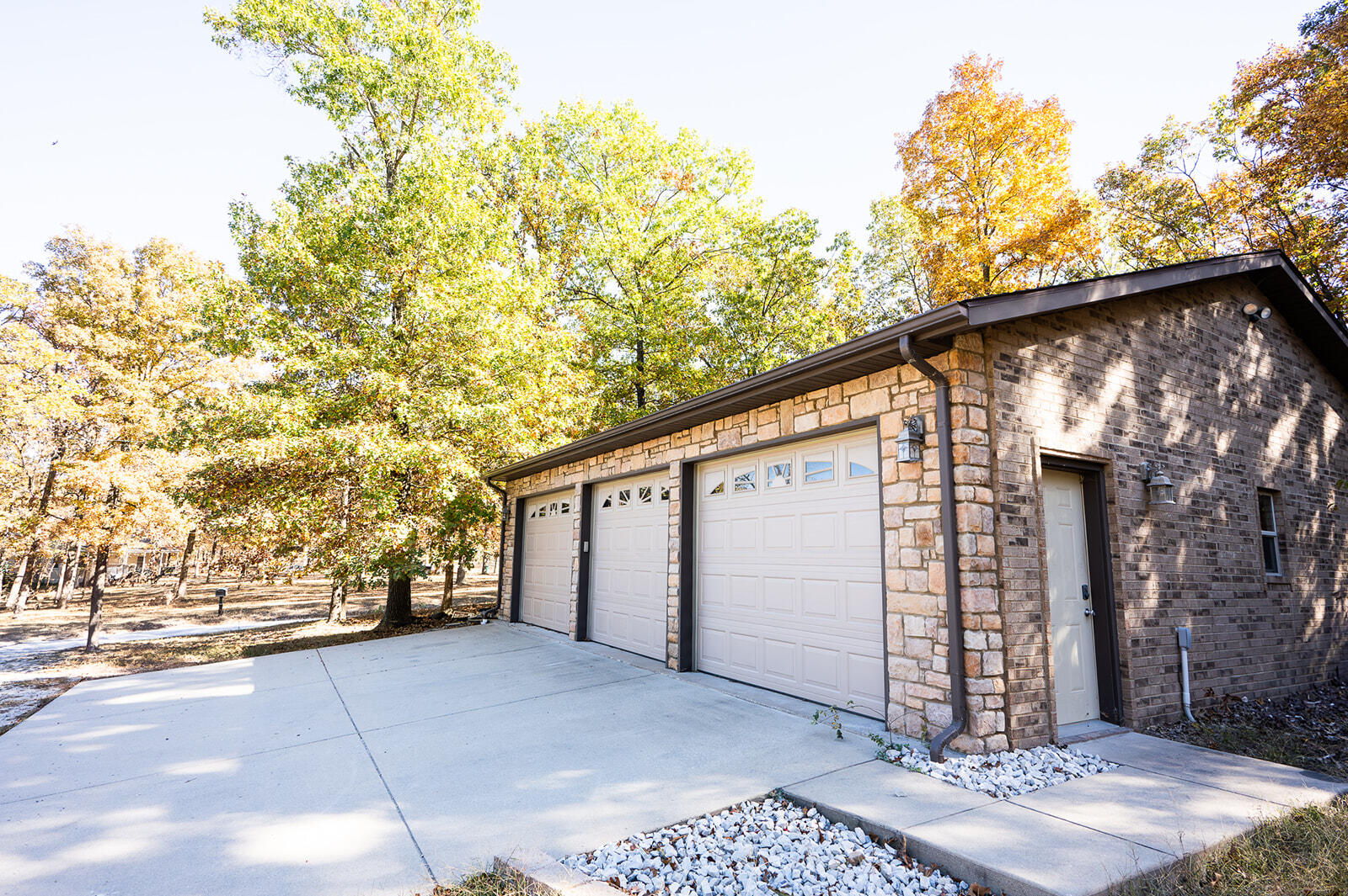 21620 County Road 232 Property Photo 5