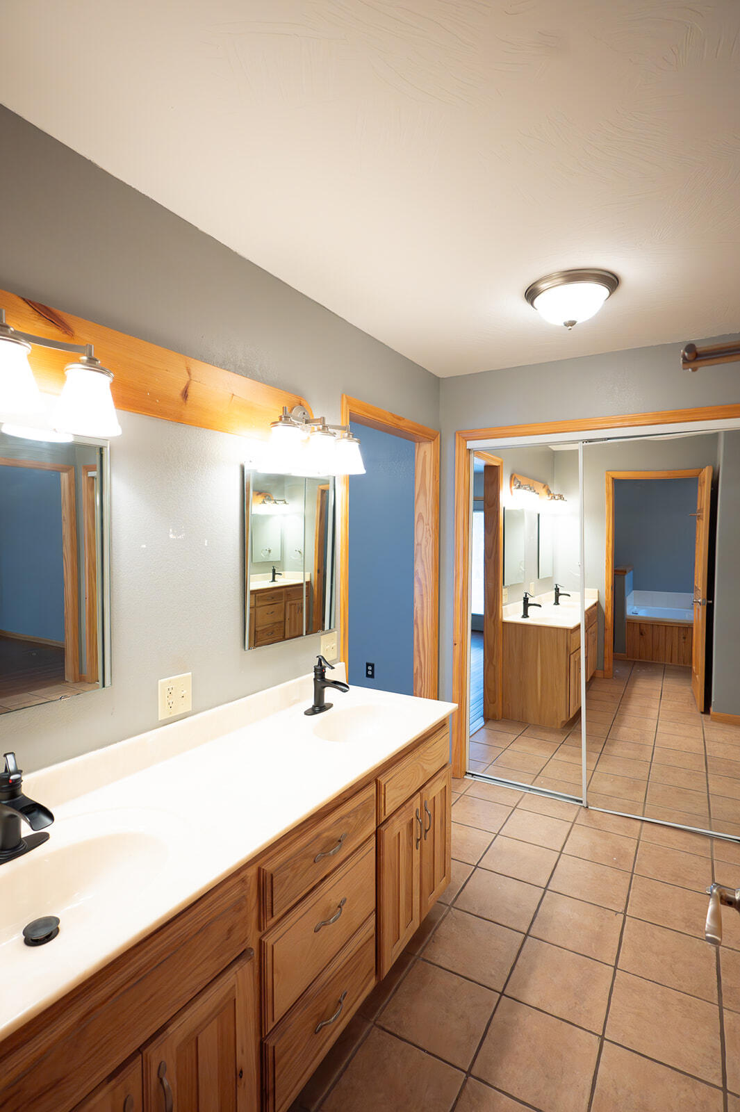 21620 County Road 232 Property Photo 24