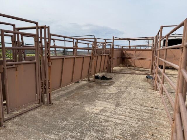 8672 Highway H Property Photo 5
