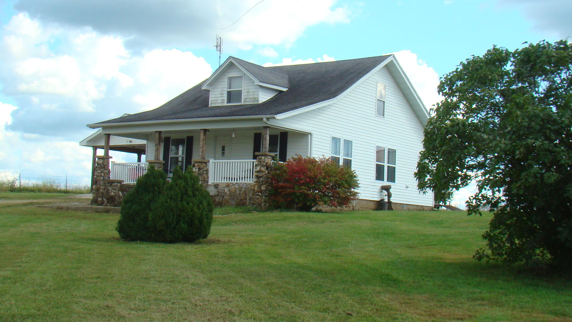 8672 Highway H Property Photo 37
