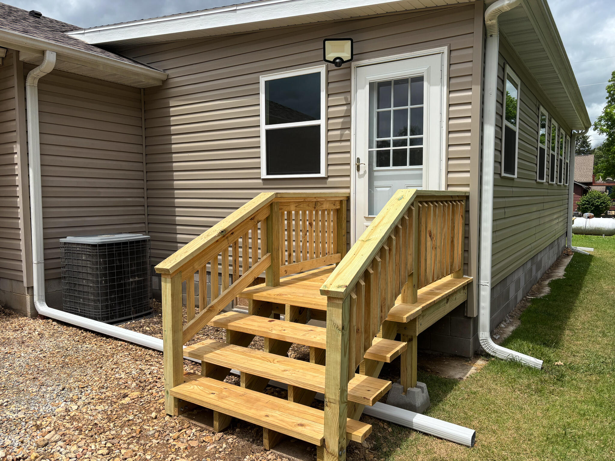 221 Beachwood Street Property Photo 21