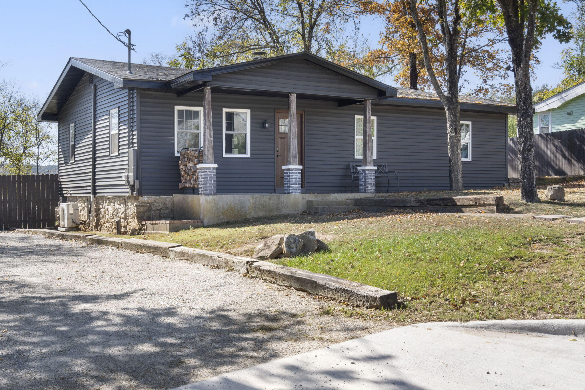 299 1st Street Property Photo 5