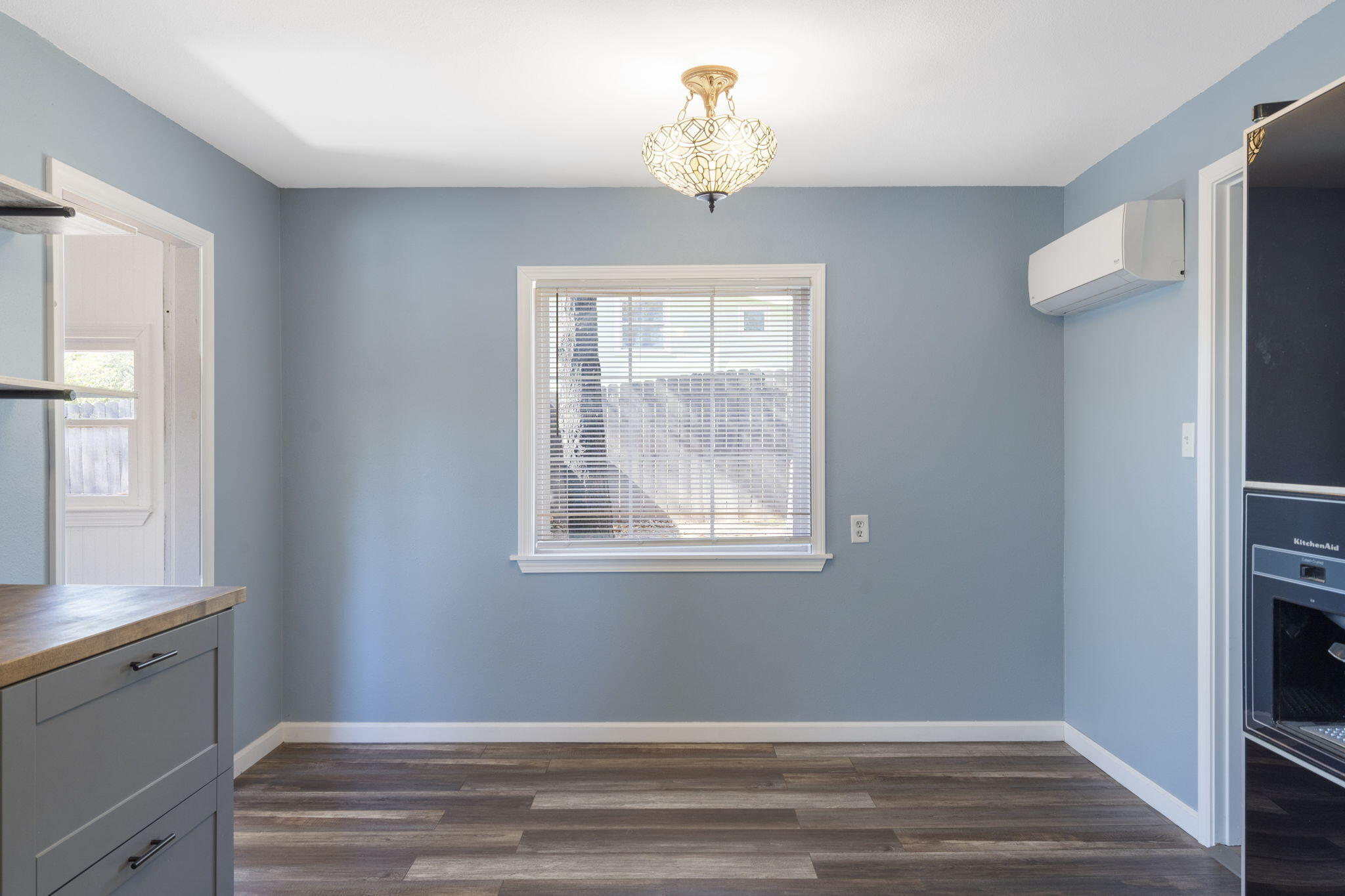299 1st Street Property Photo 16