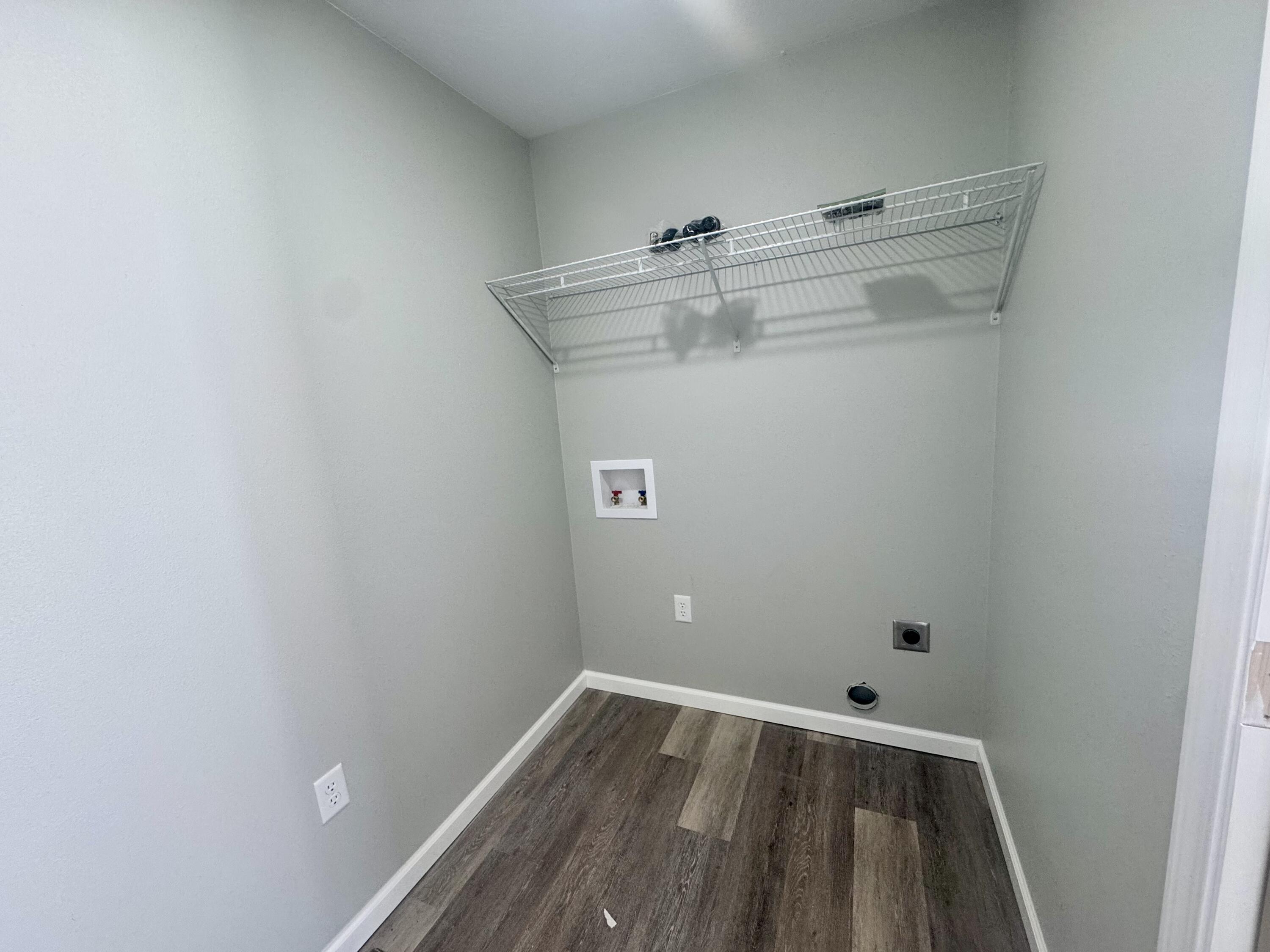 2605 Country Drive Property Photo 10