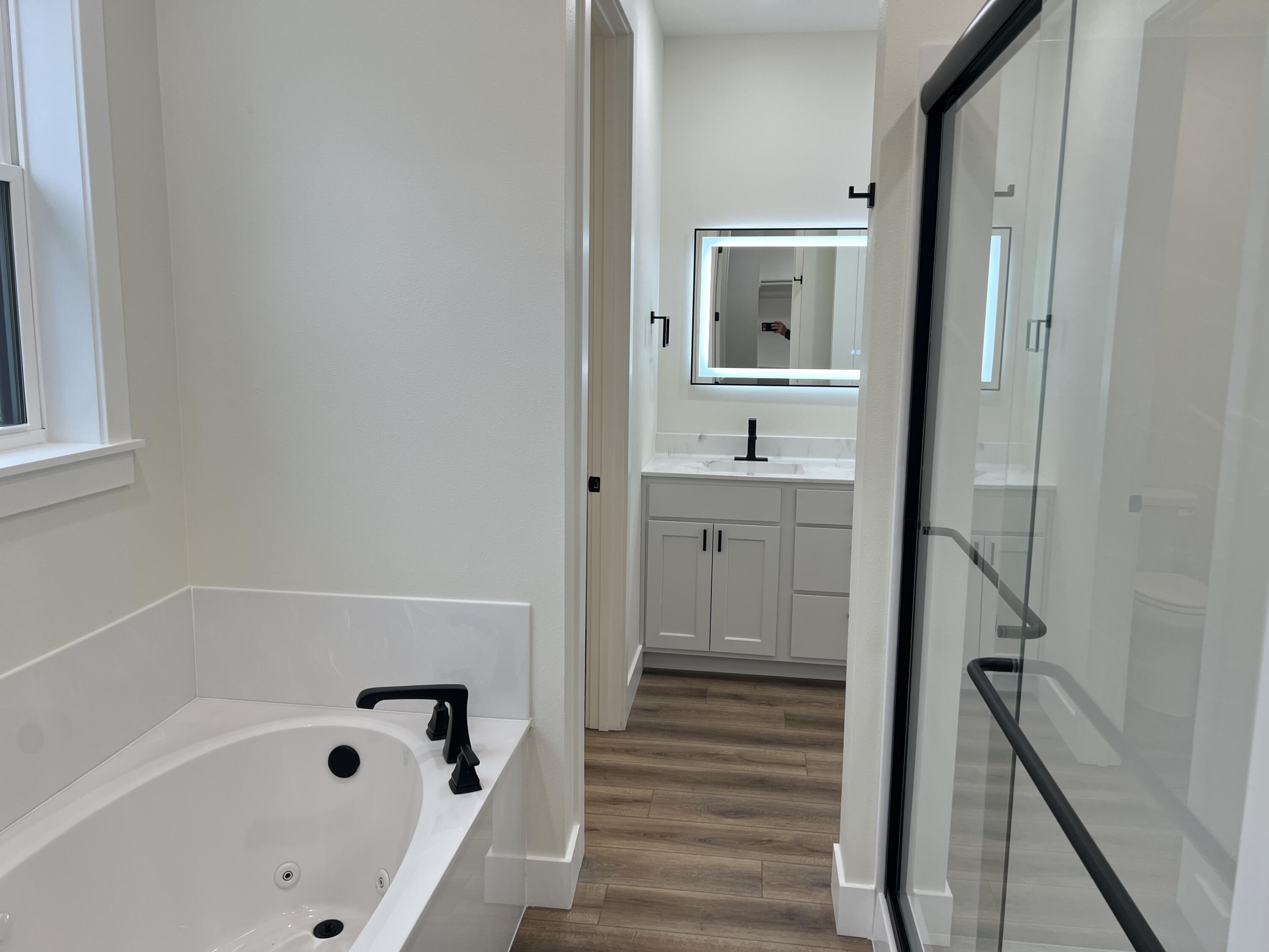 212 Weatherstone Drive Property Photo 23