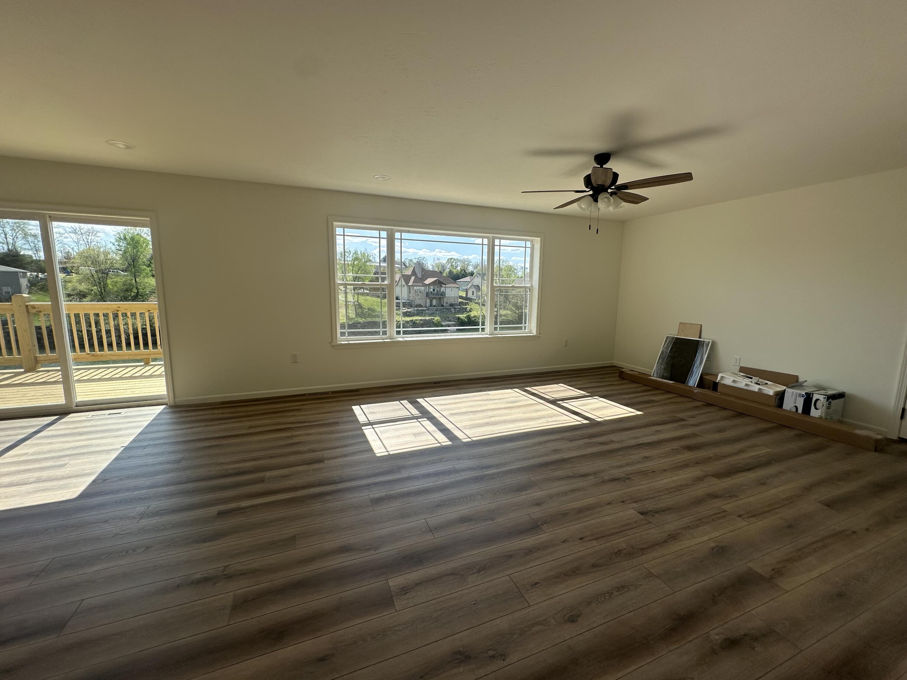 204 East Sunset Cove Property Photo 10