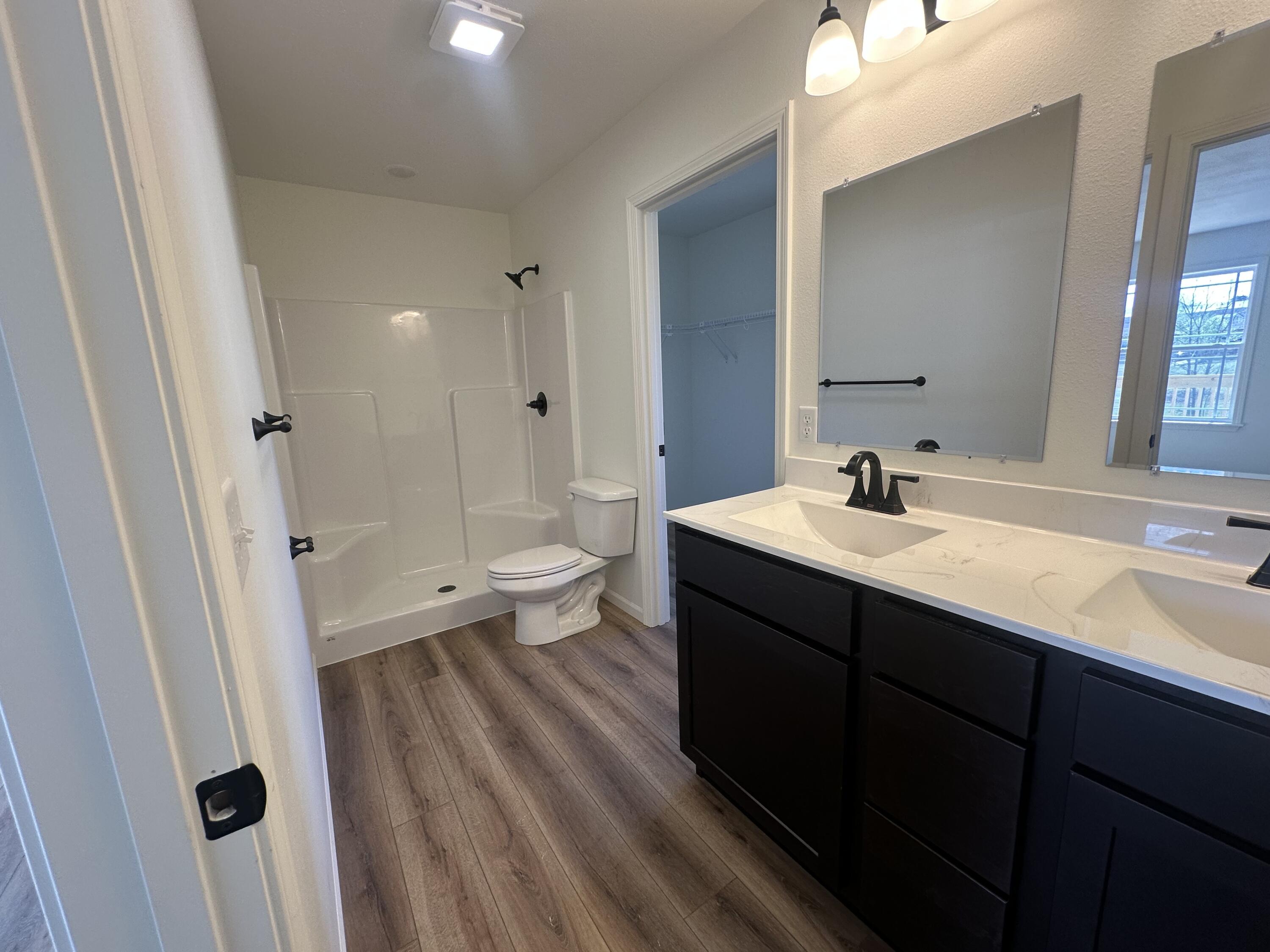 204 East Sunset Cove Property Photo 15