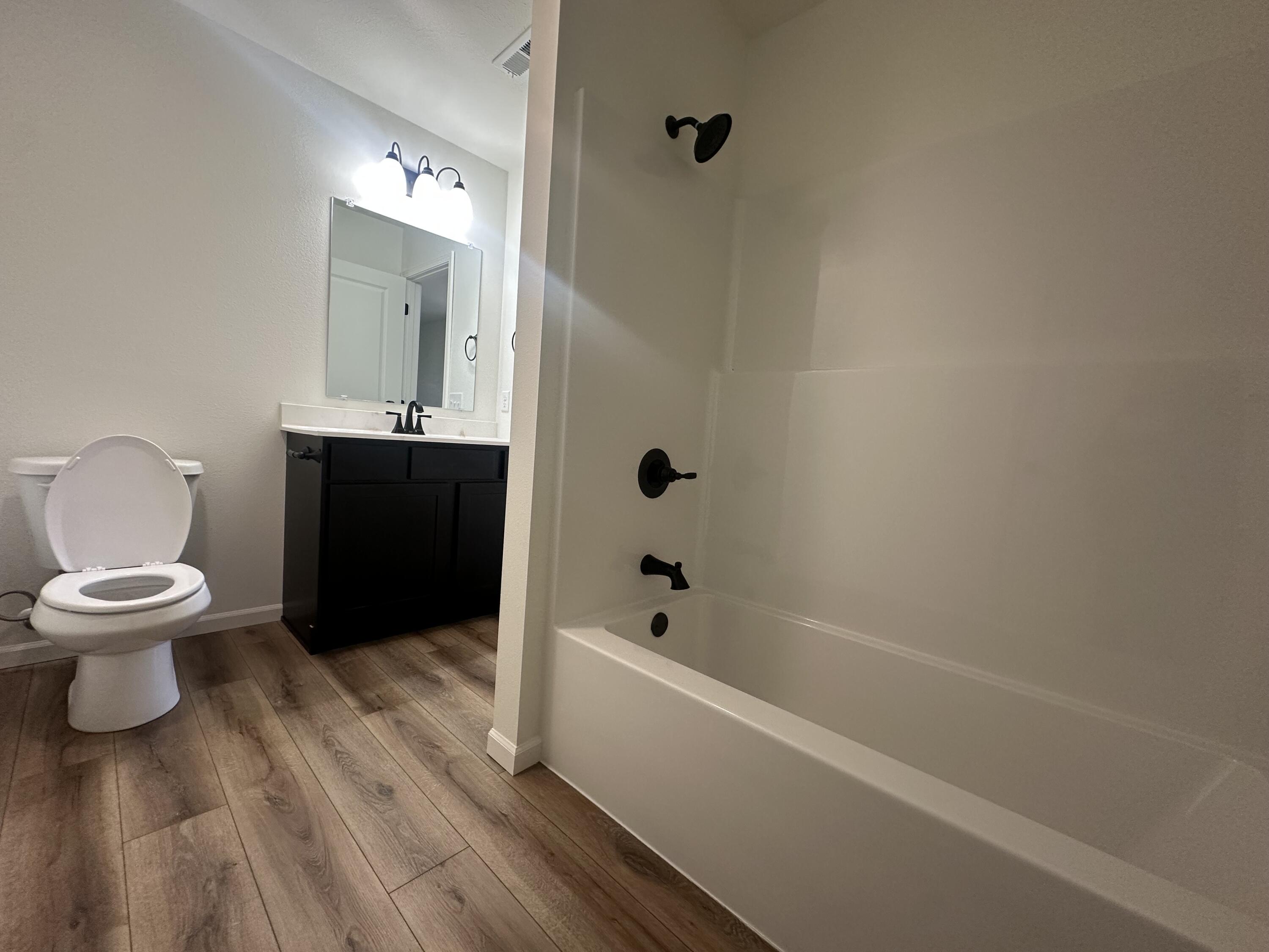 204 East Sunset Cove Property Photo 16