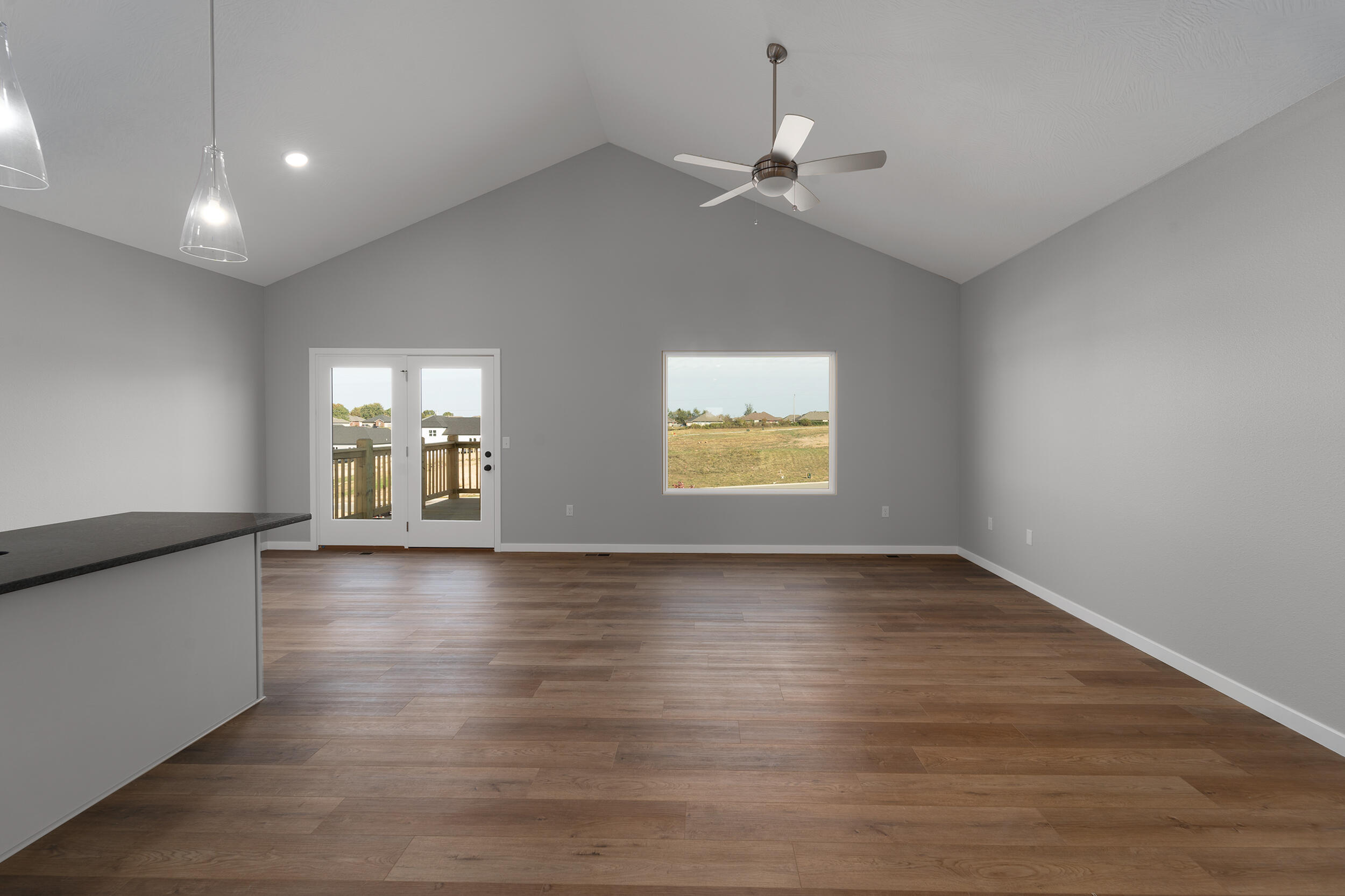 2509 West Goldfinch Drive Property Photo 4