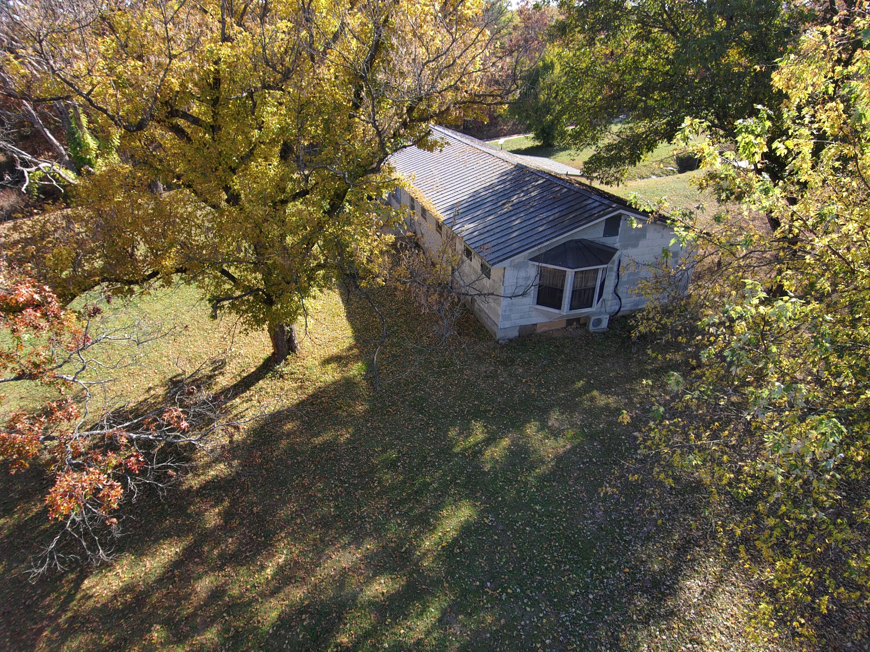 8969 County Road 445 Property Photo 32