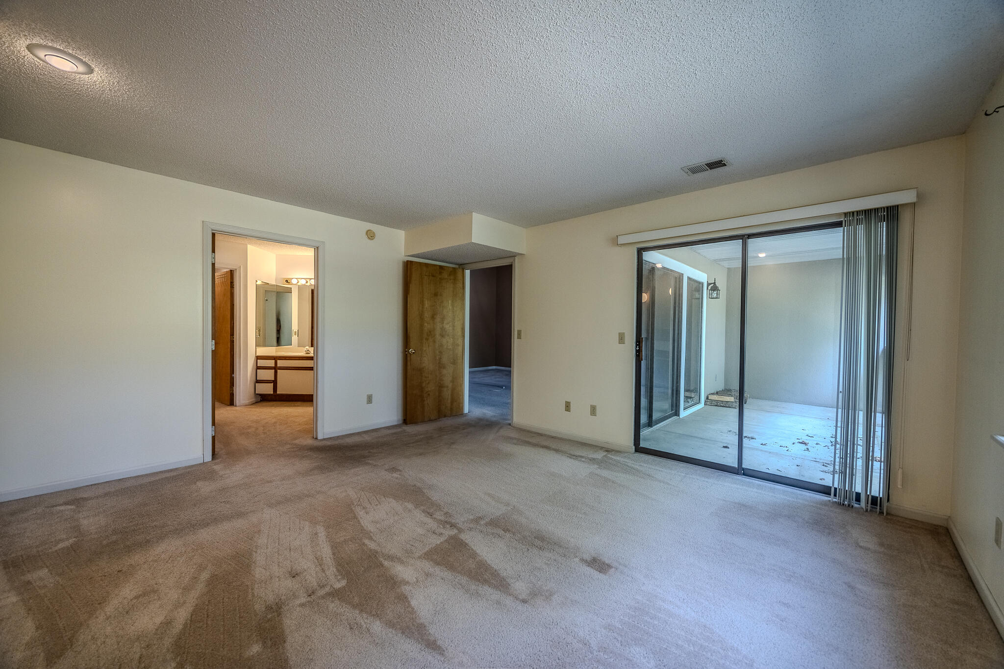 305 Wimbledon Drive Property Photo 19